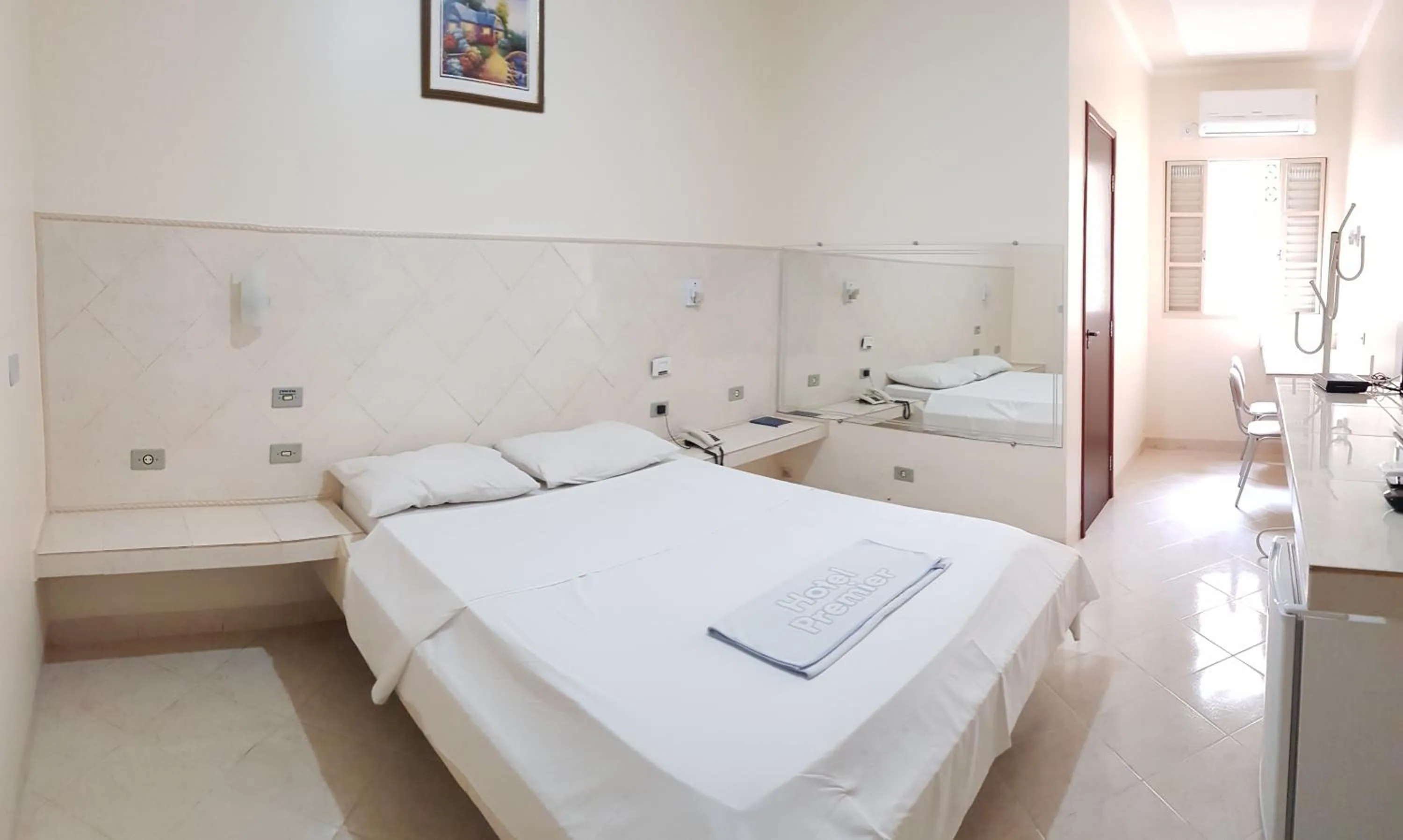 Bed in Hotel Premier