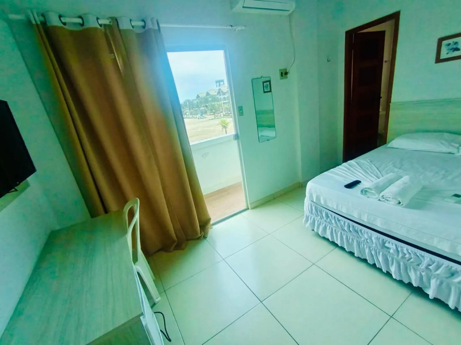 Bed in Hotel Ondas do Mar