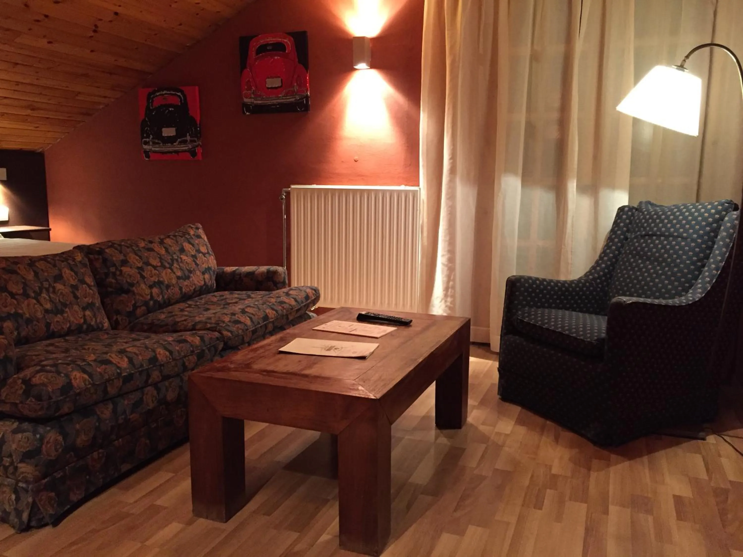 Seating area in Hotel Esquirol