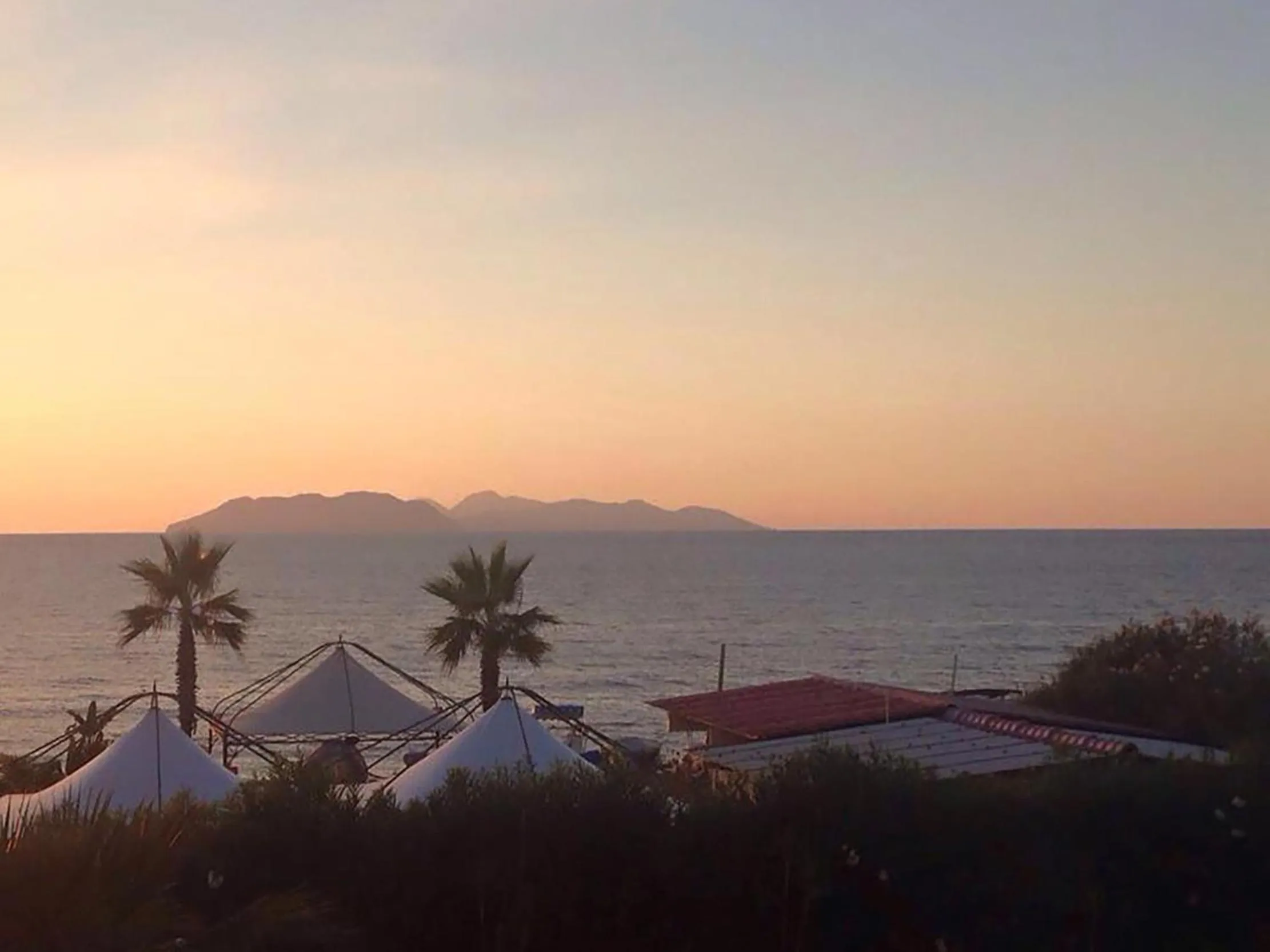 Sea view in B&B Ro.Ma.