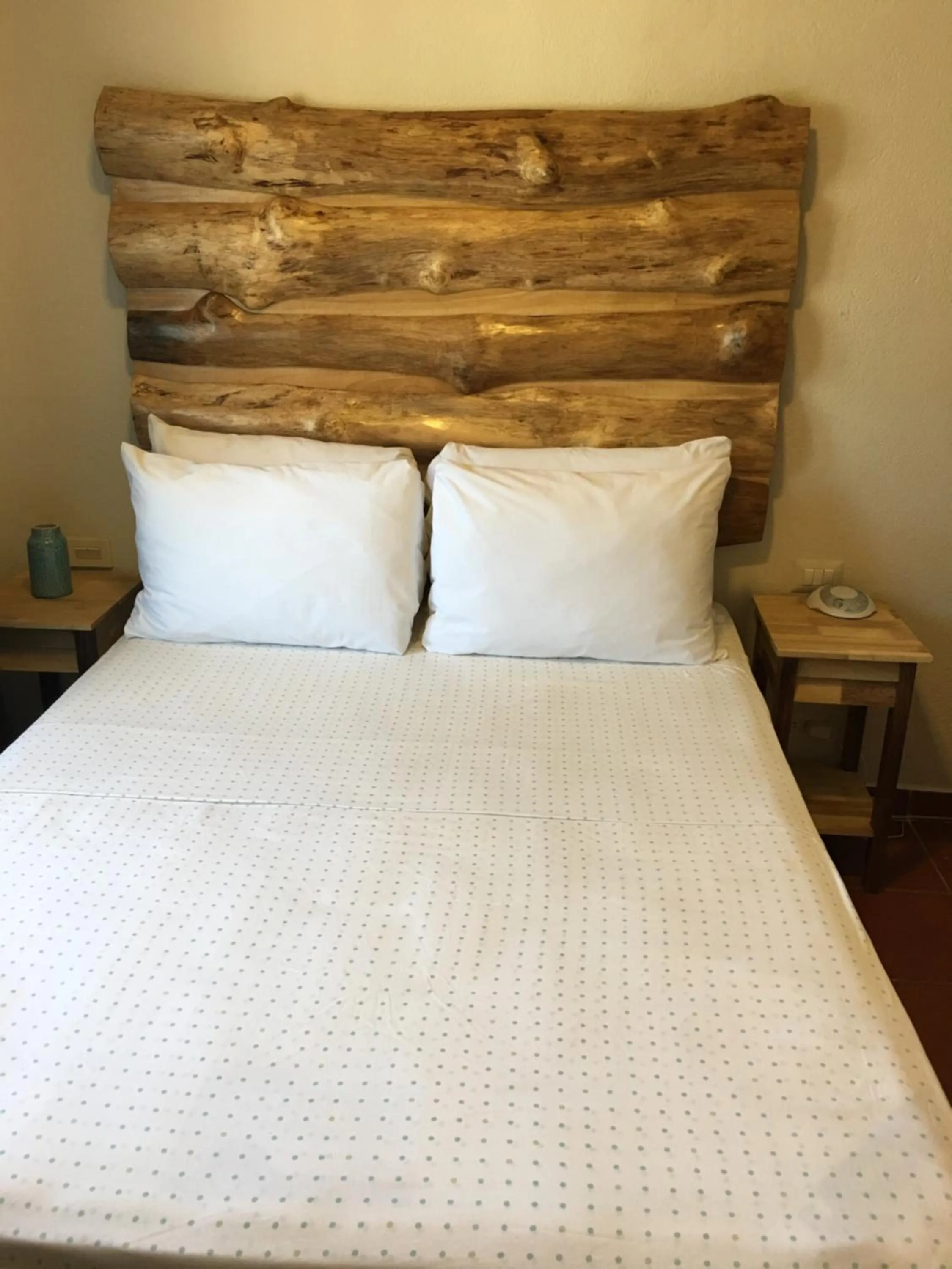 Bed in Ten North Tamarindo Beach Hotel