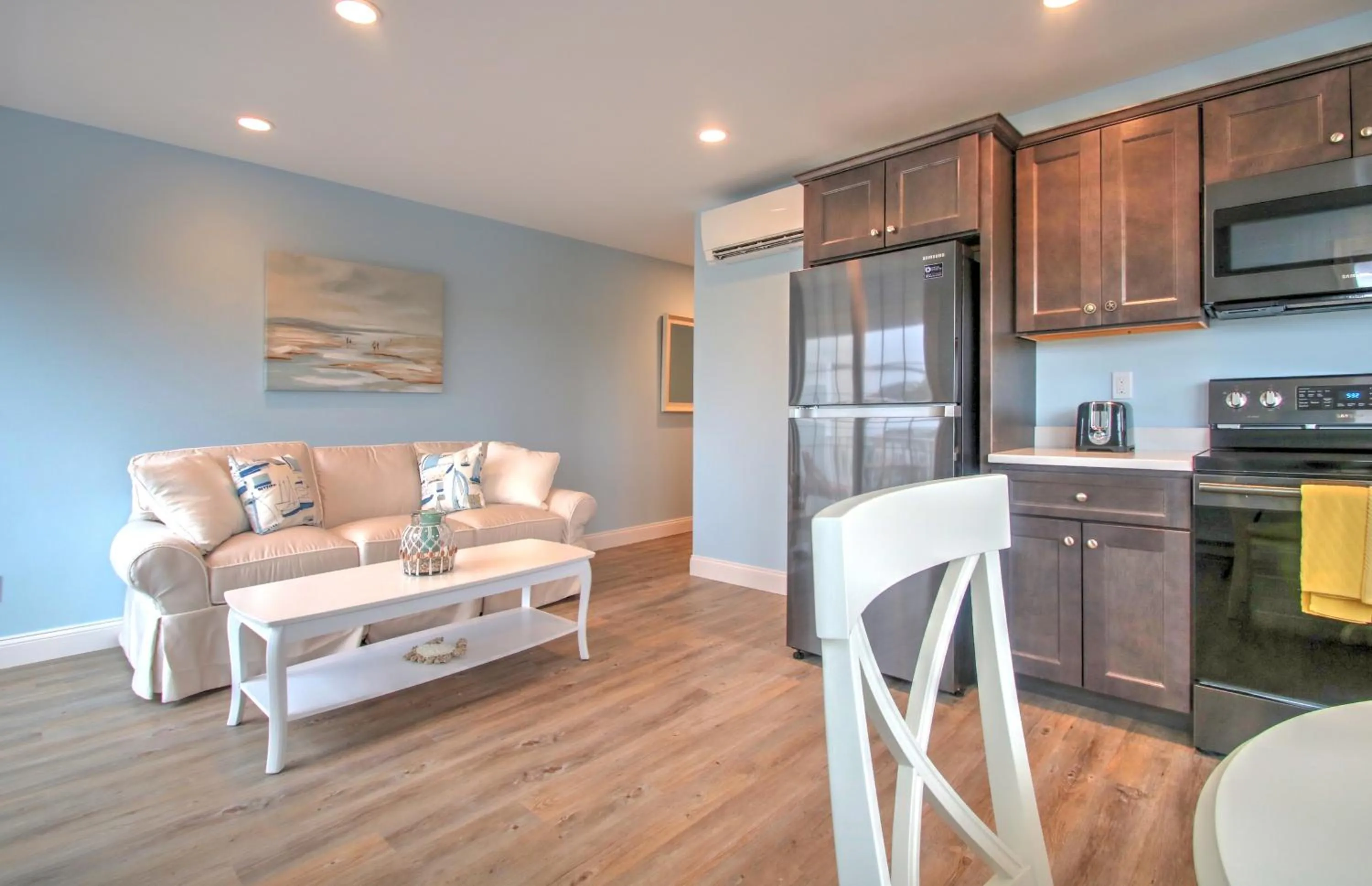 Kitchen or kitchenette in Atlantic Ocean Suites