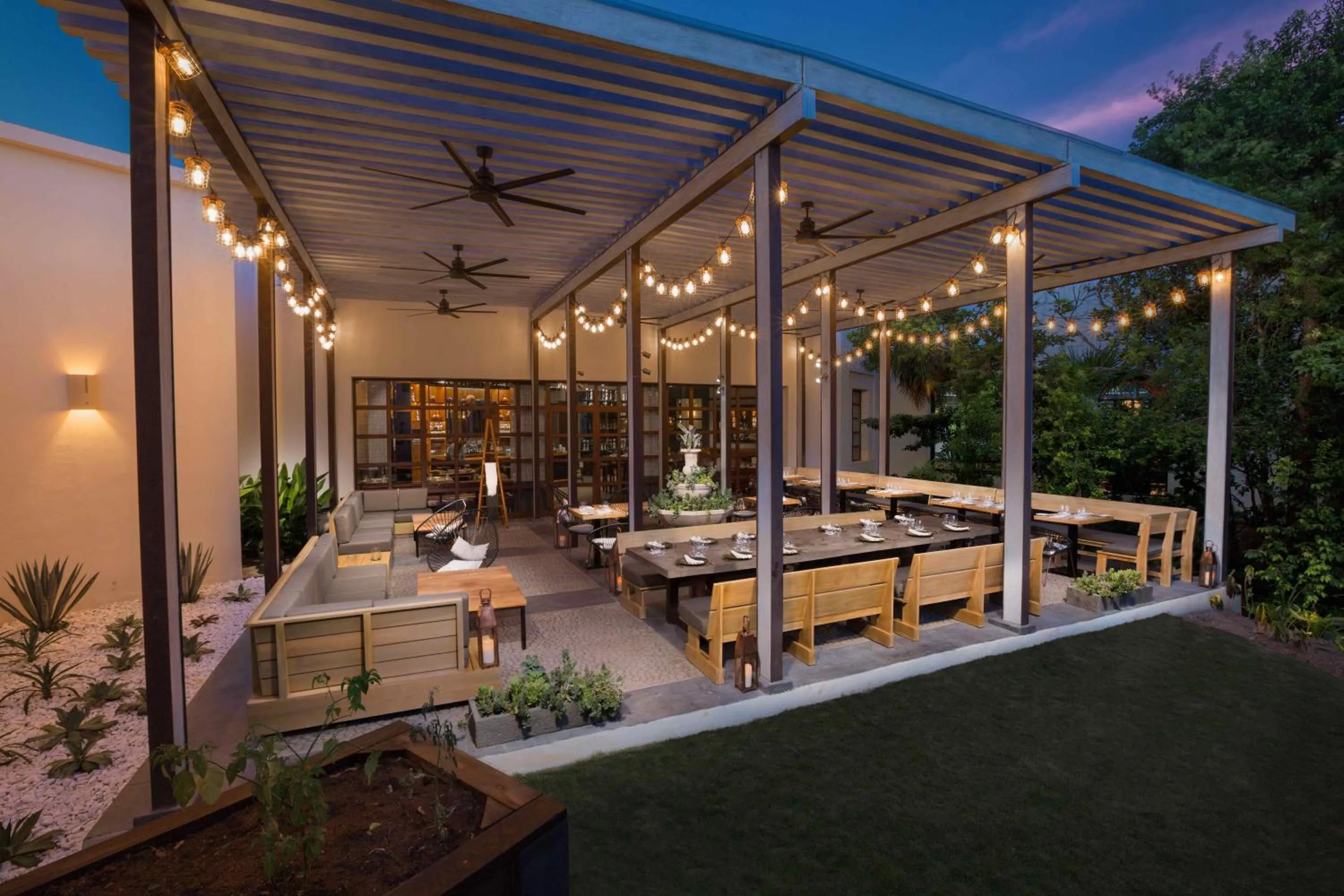 Dining area in Unico Hotel Riviera Maya Adults Only
