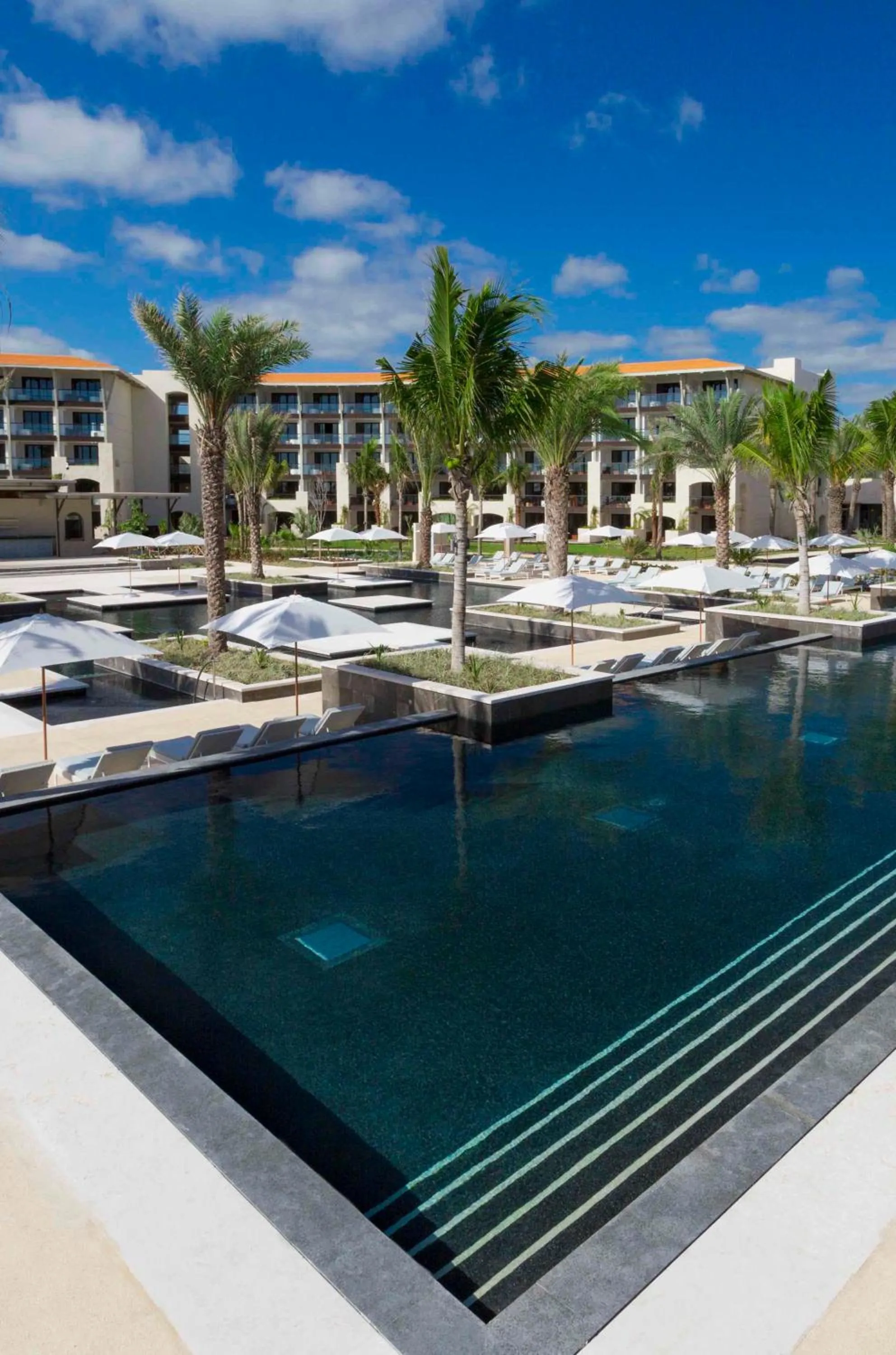 Swimming pool in Unico Hotel Riviera Maya Adults Only