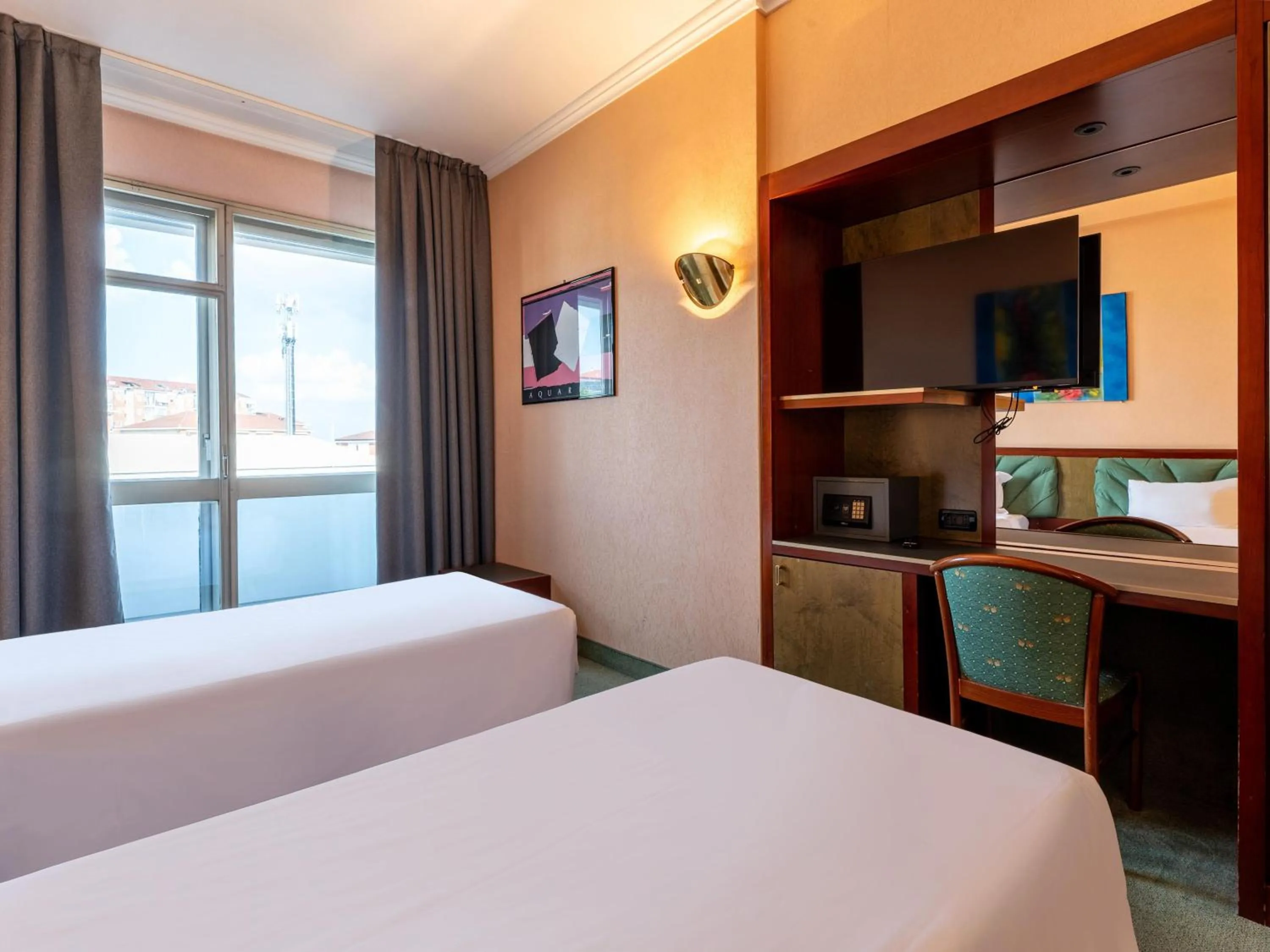 Photo of the whole room, Bed in B&B Hotel Borgaro Torinese