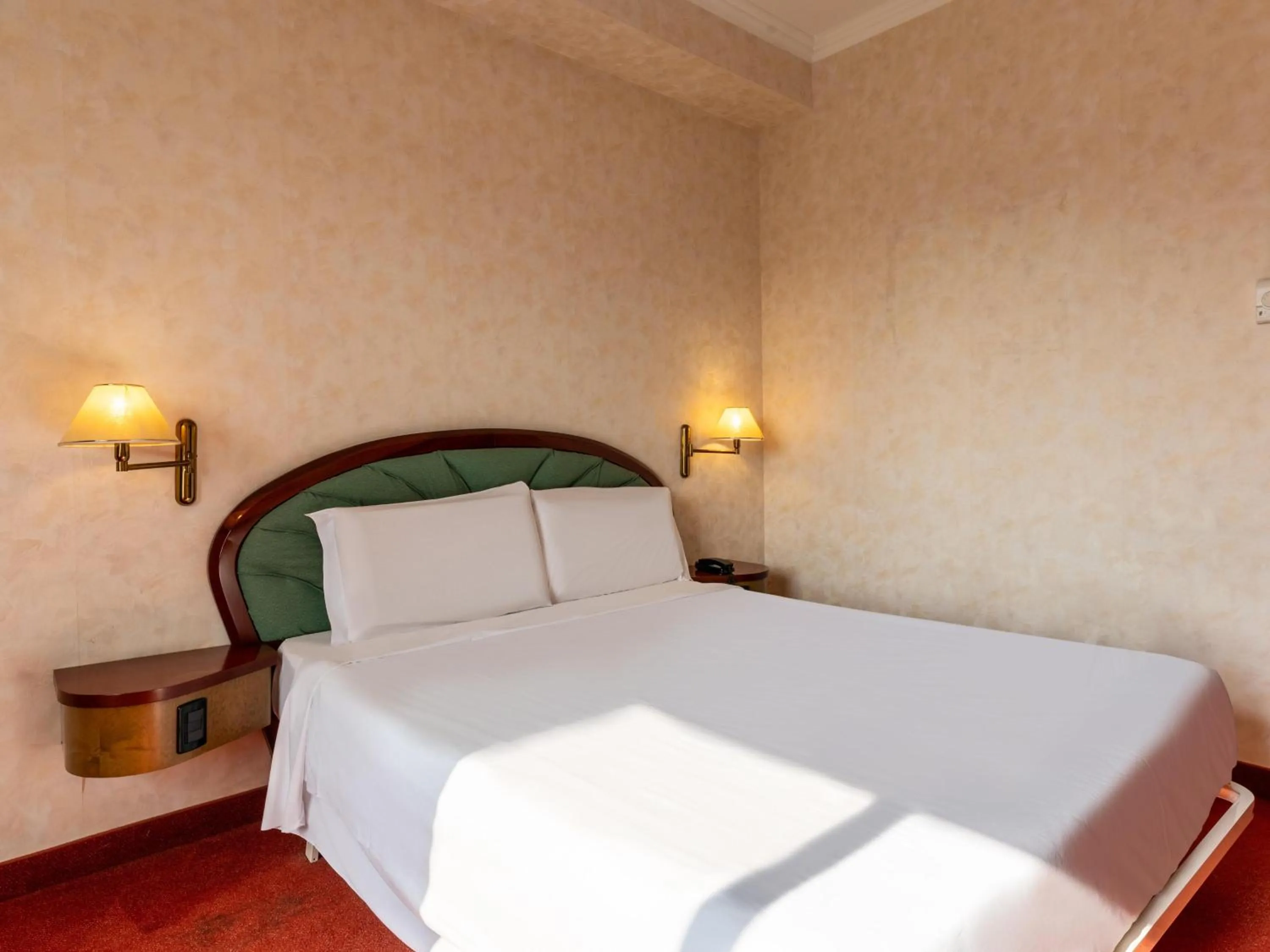 Photo of the whole room, Bed in B&B Hotel Borgaro Torinese