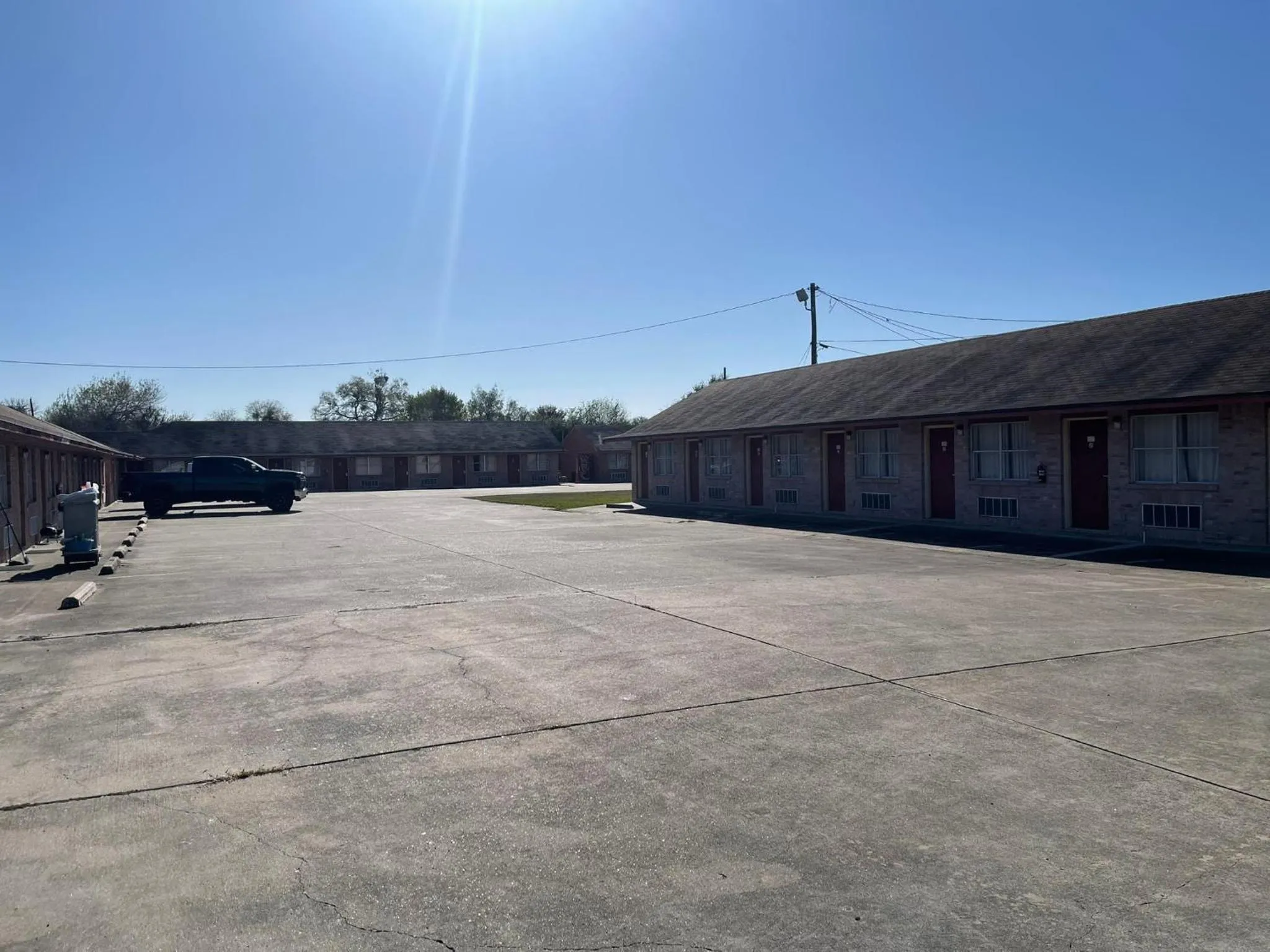 On site in Lakeside inn & suites by OYO Mathis I 37