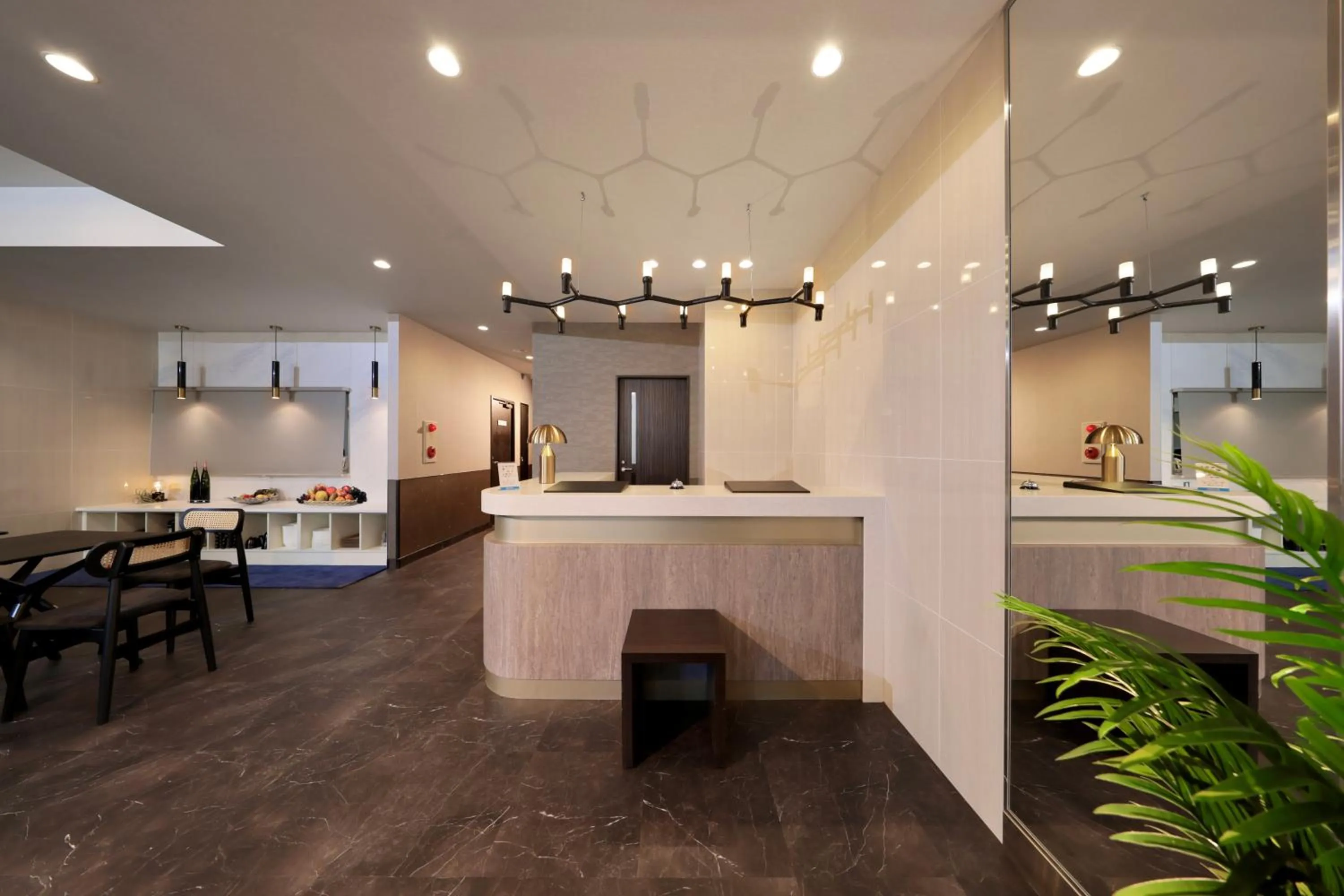 Lobby or reception in Tennouji Crystal Hotel