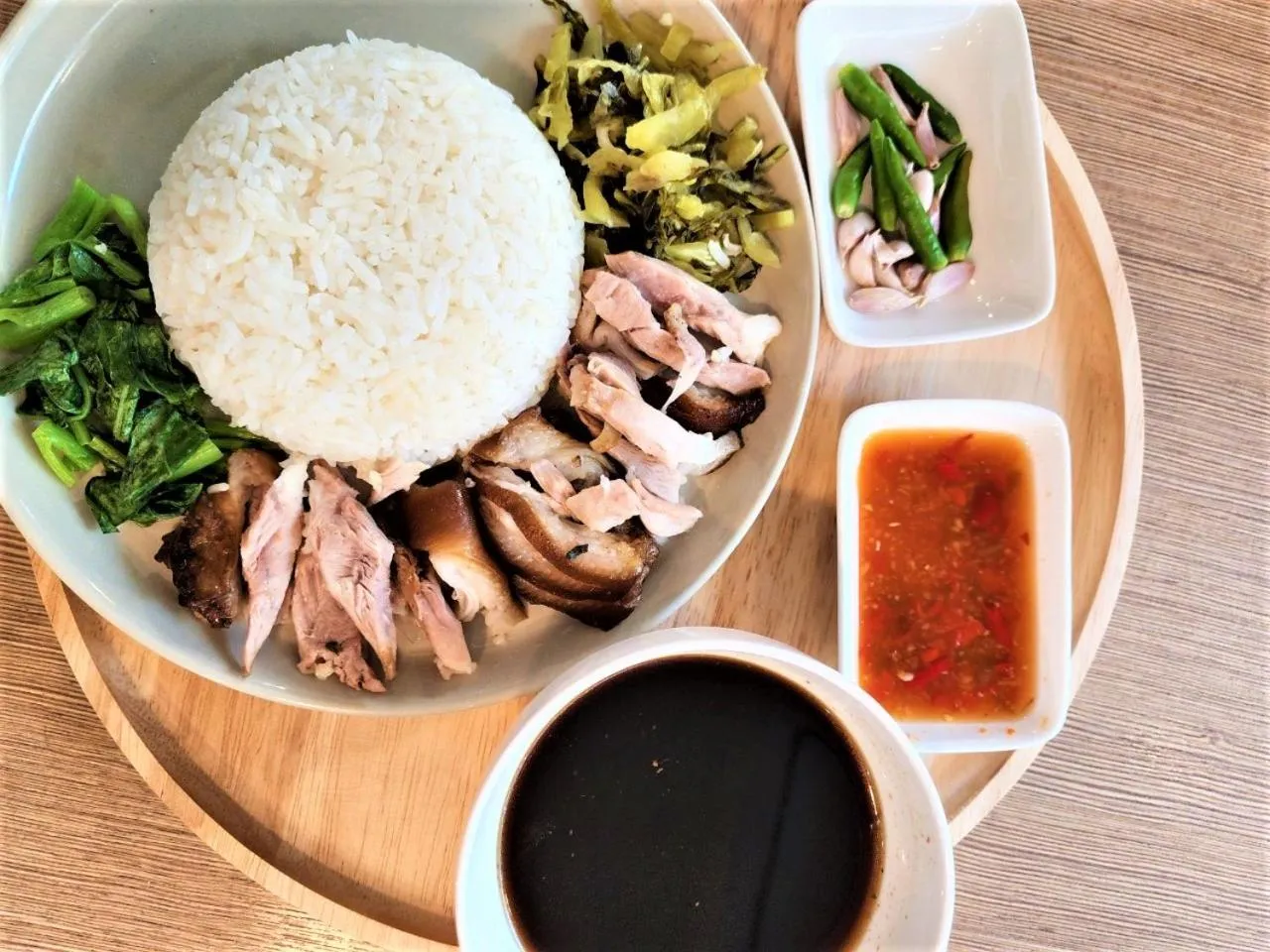 Food and drinks in Bangkok Loft Inn