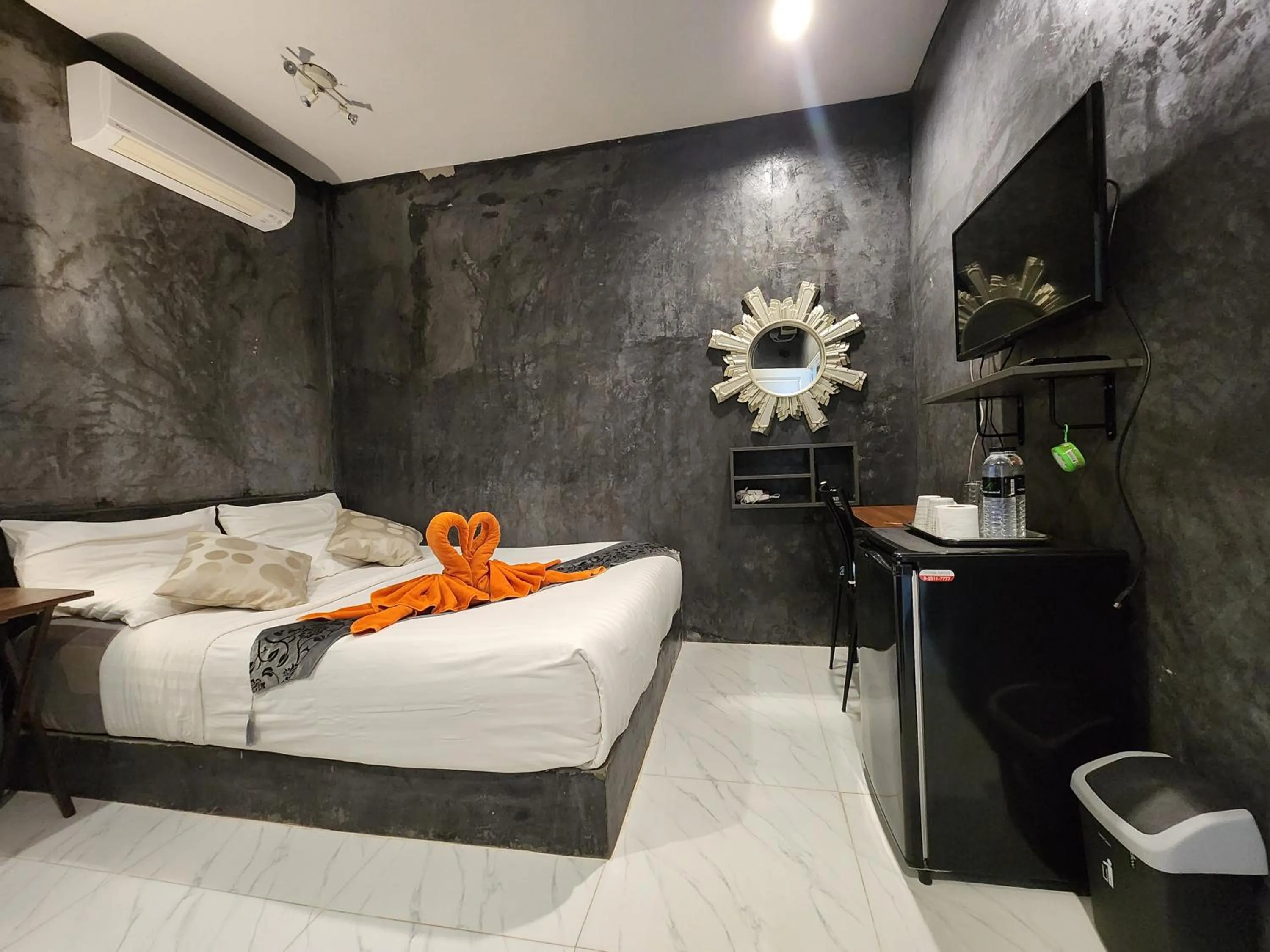 Bed in La Chambre Boutique @ Ko Lanta