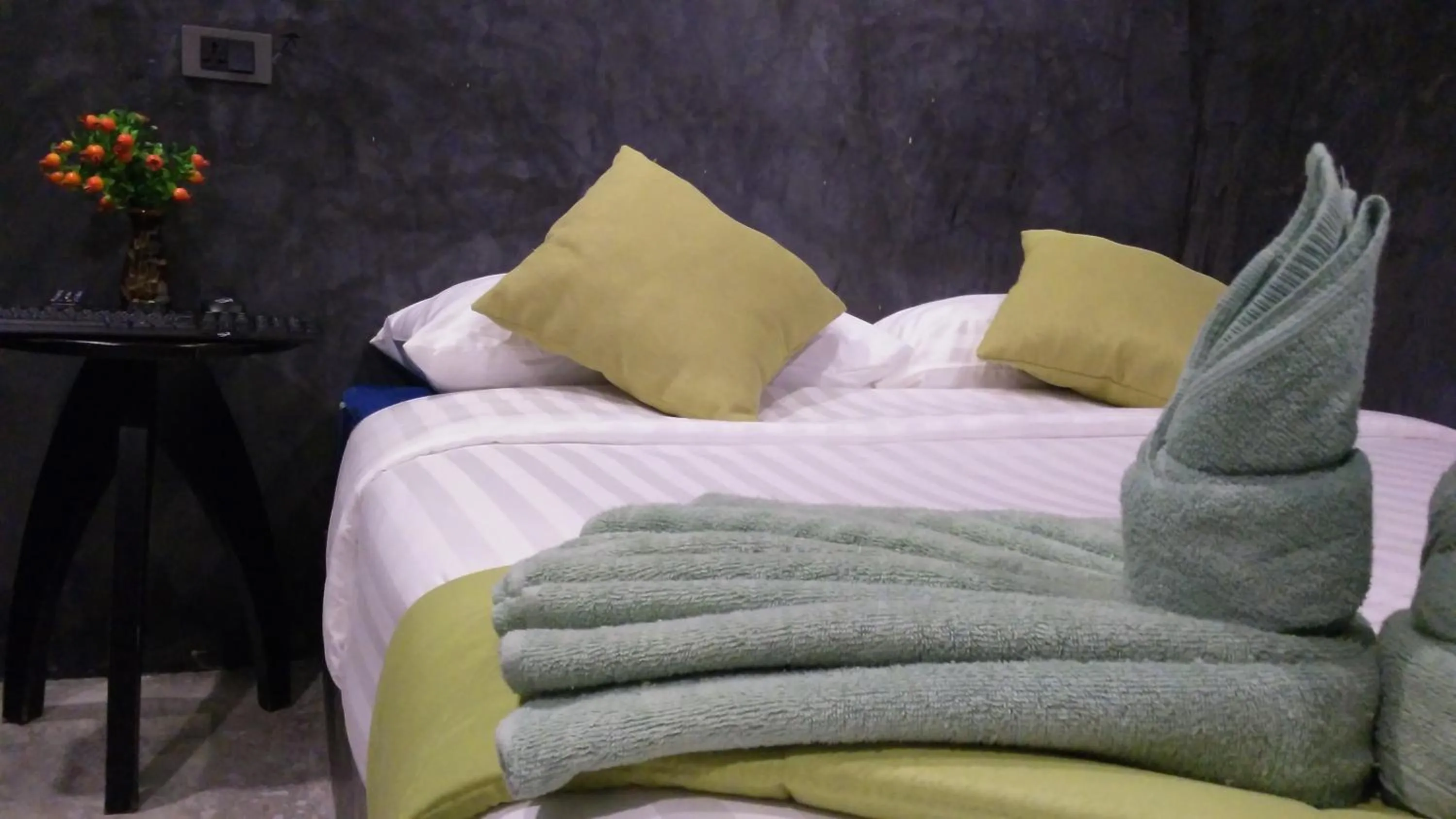 Bed in La Chambre Boutique @ Ko Lanta