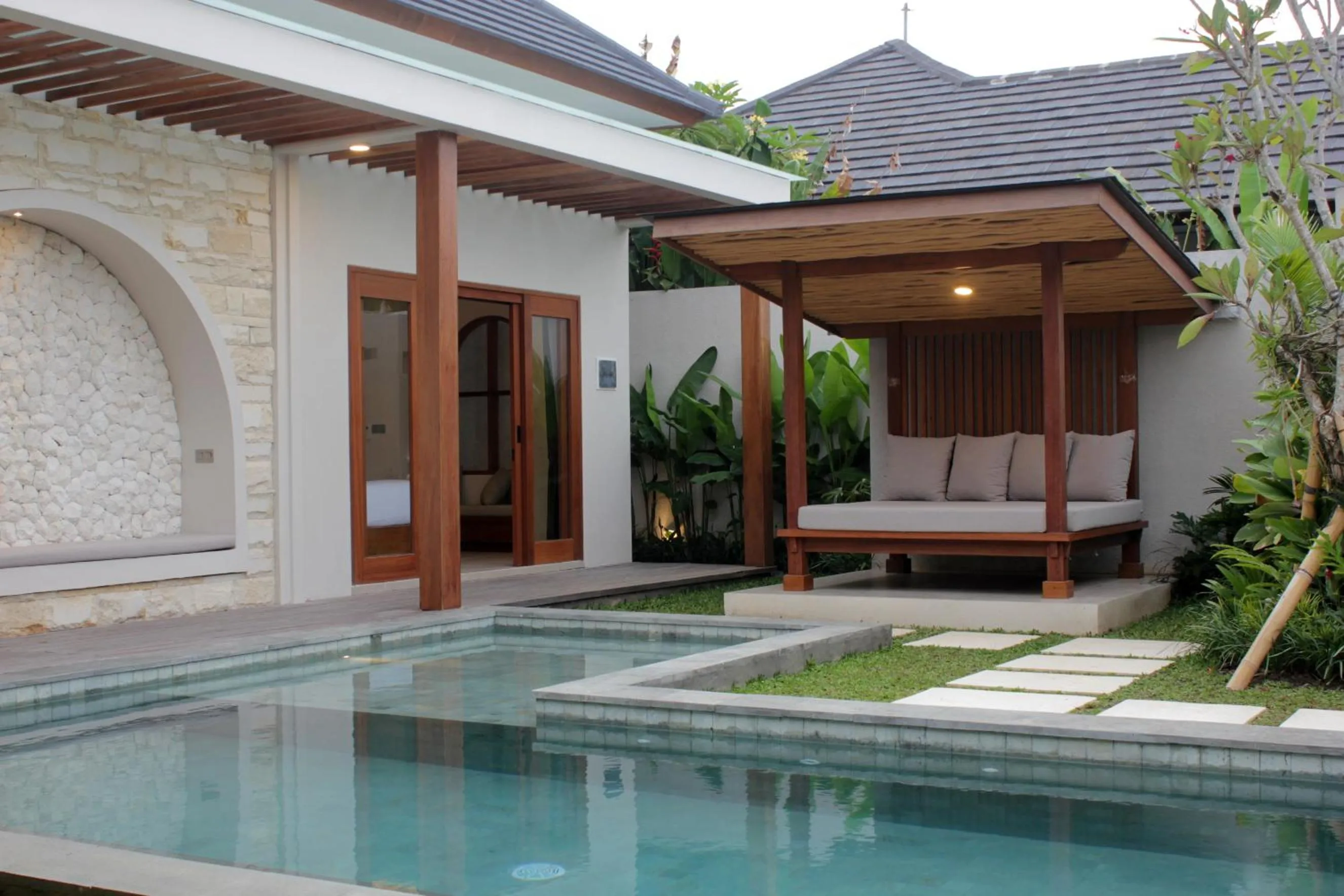 Swimming pool in The Murdha Villa