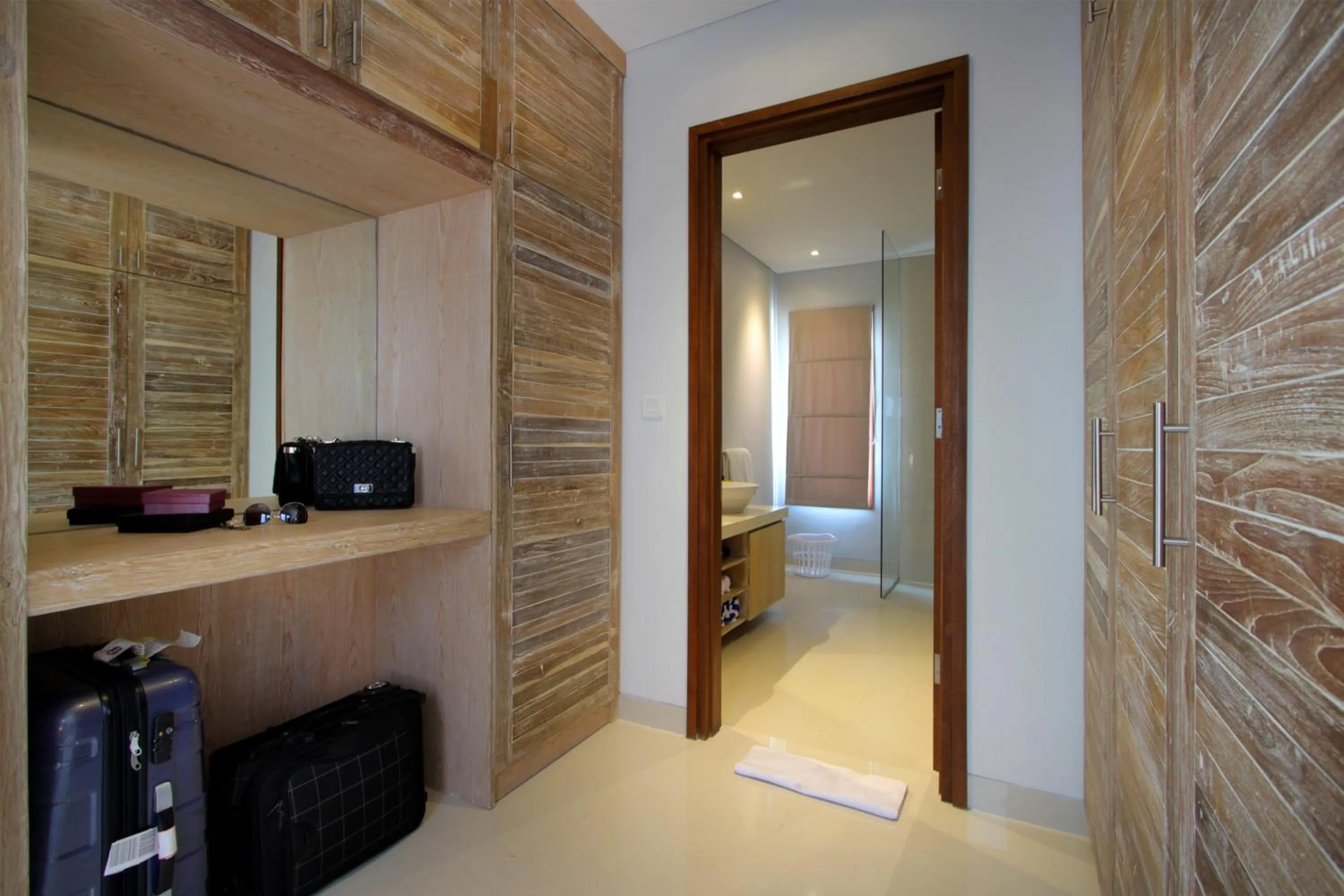 Day in The Murdha Villa