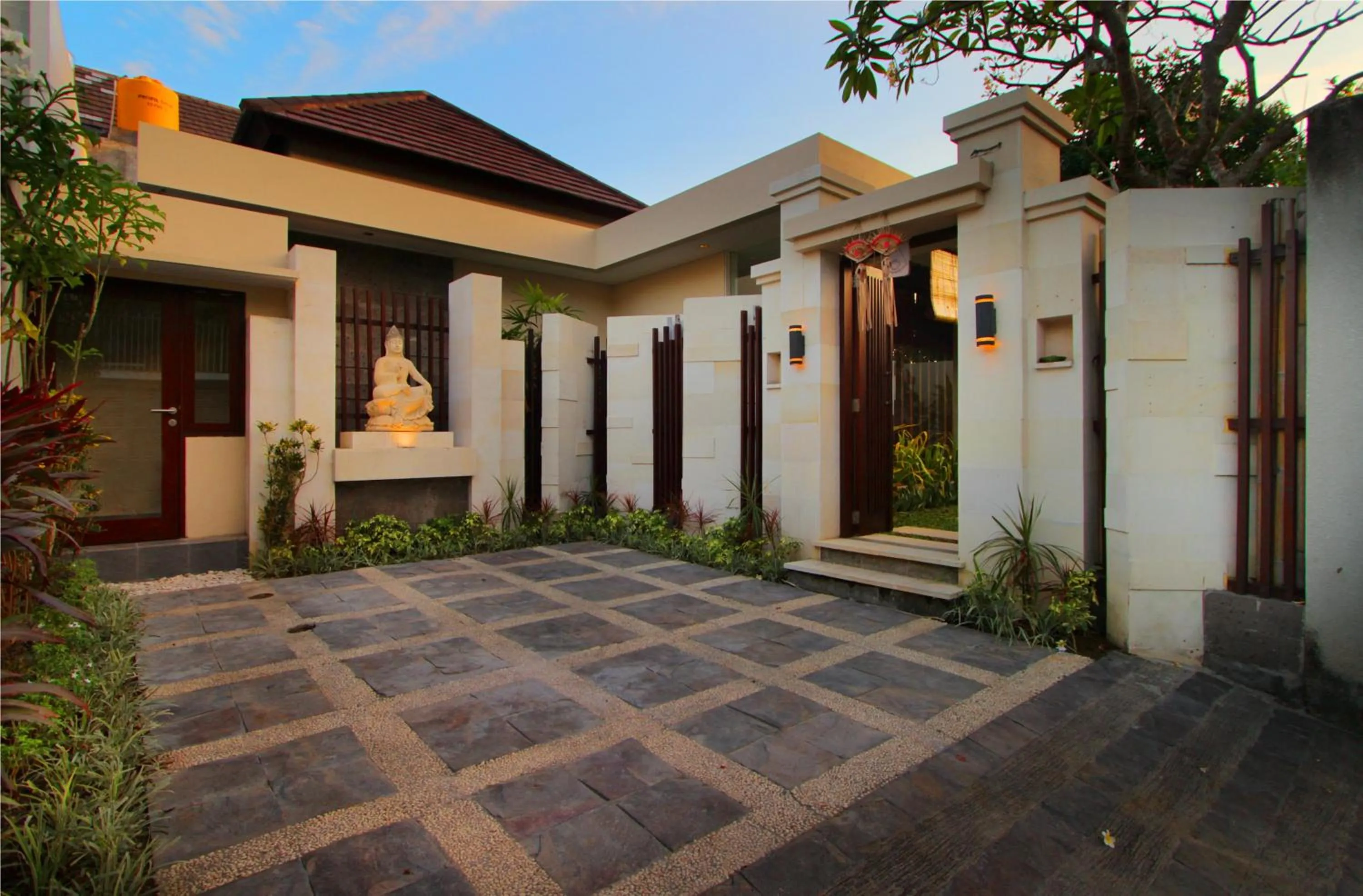 Property building in The Murdha Villa