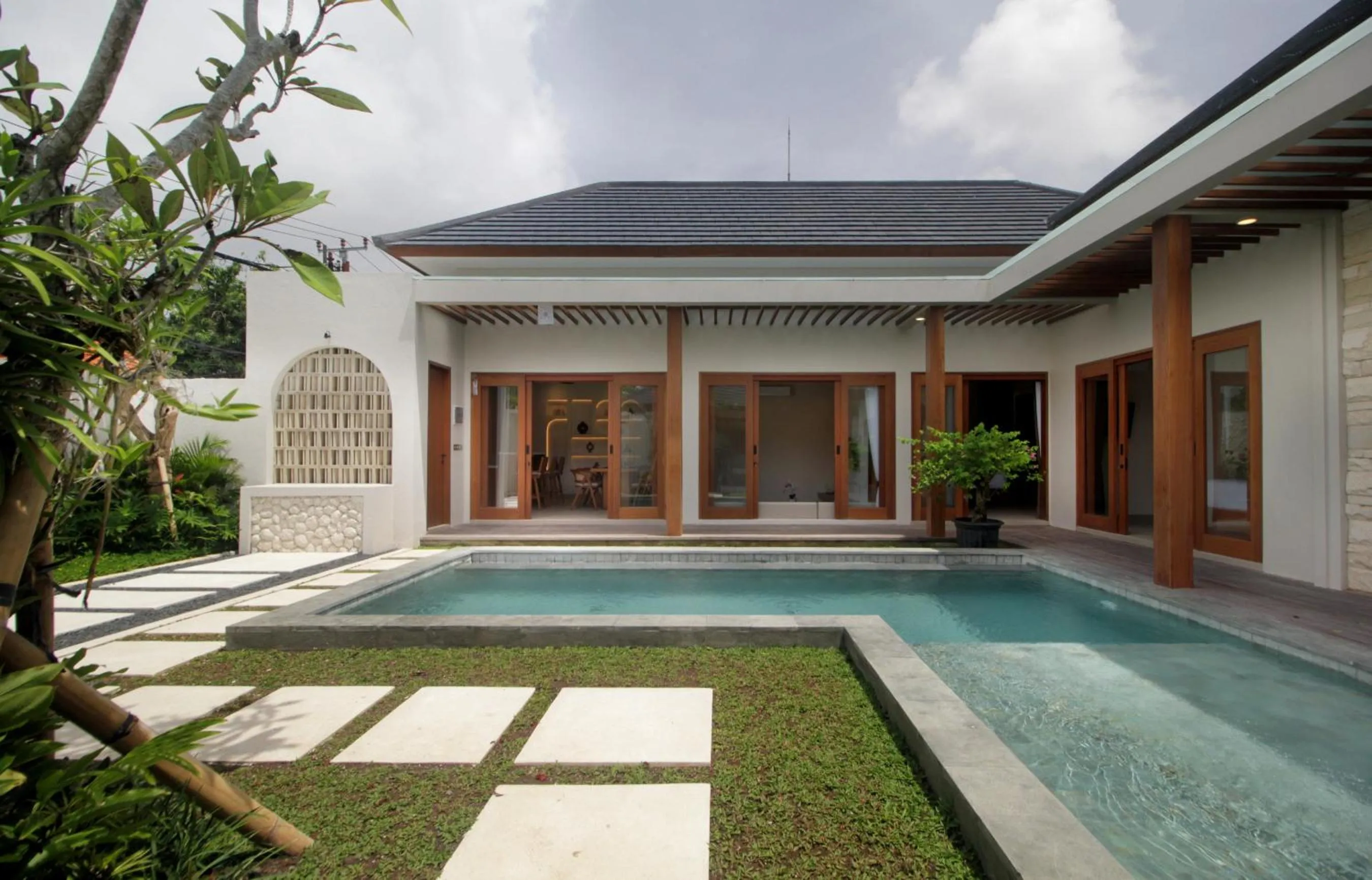 Property building in The Murdha Villa