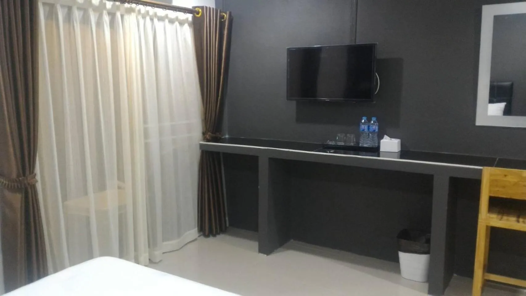 Photo of the whole room, Bed in Loftel @ Nakhon