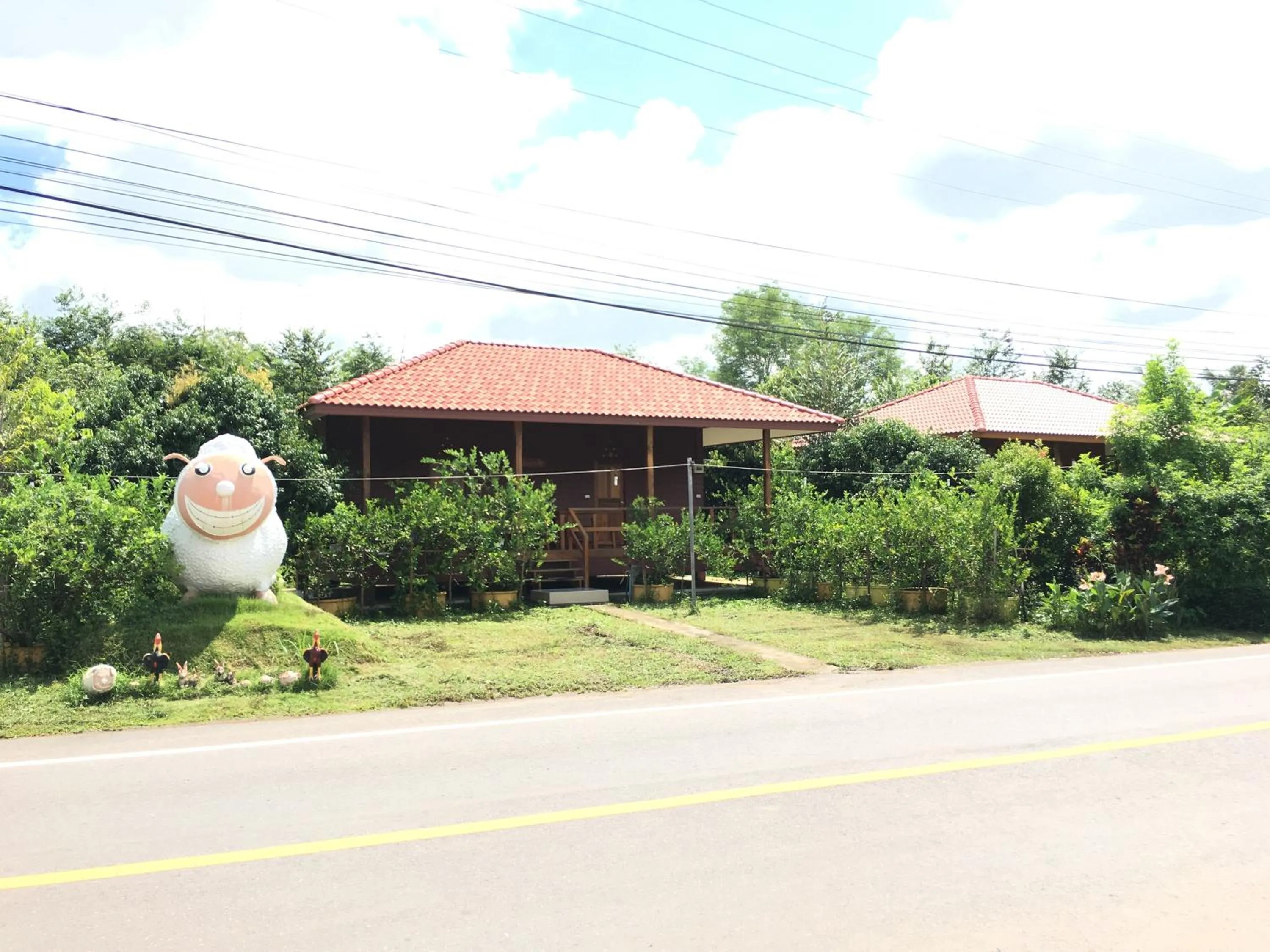 Property building in Baan Suan Kru Kob