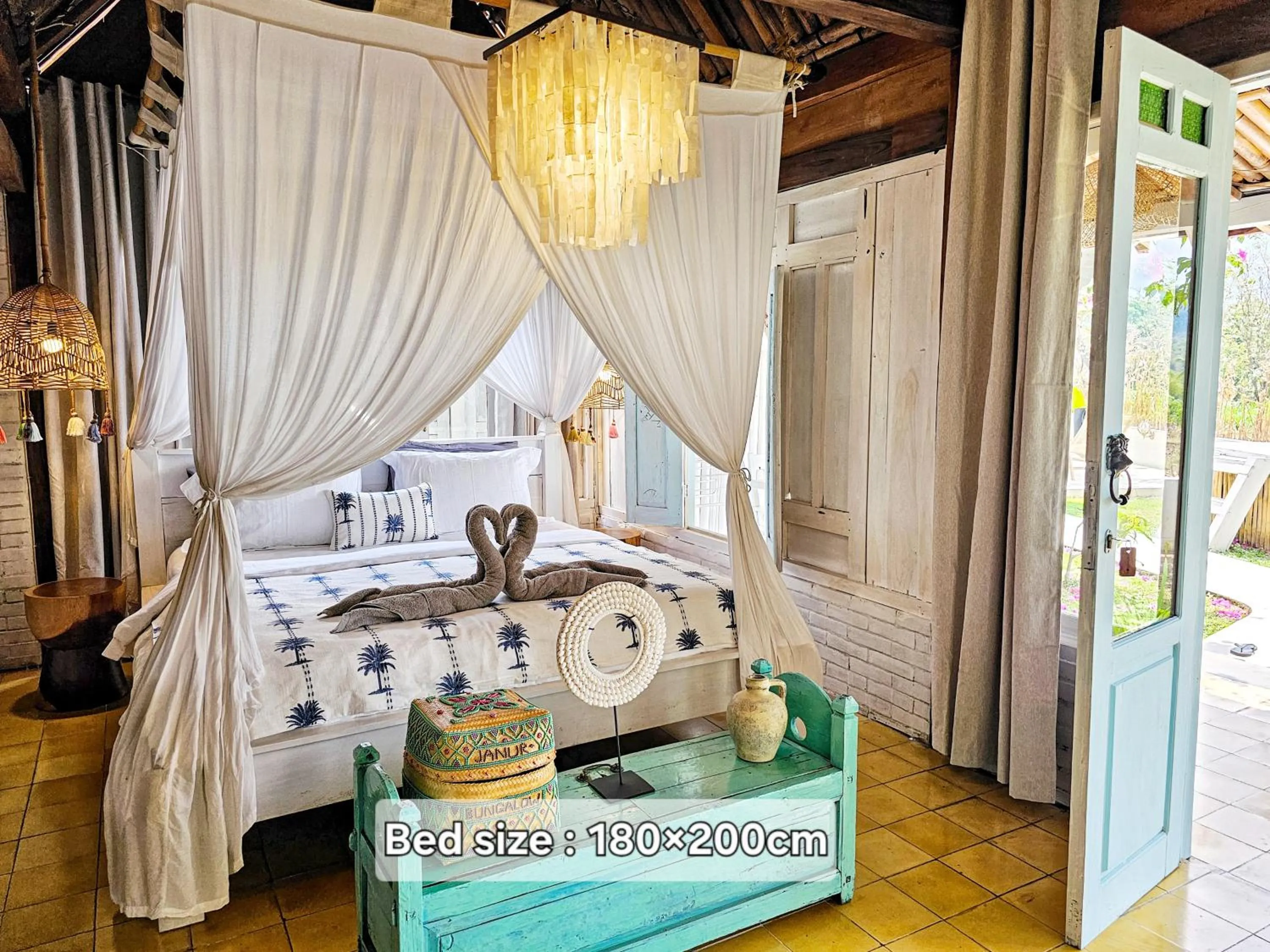 Bed in Janur Bungalow