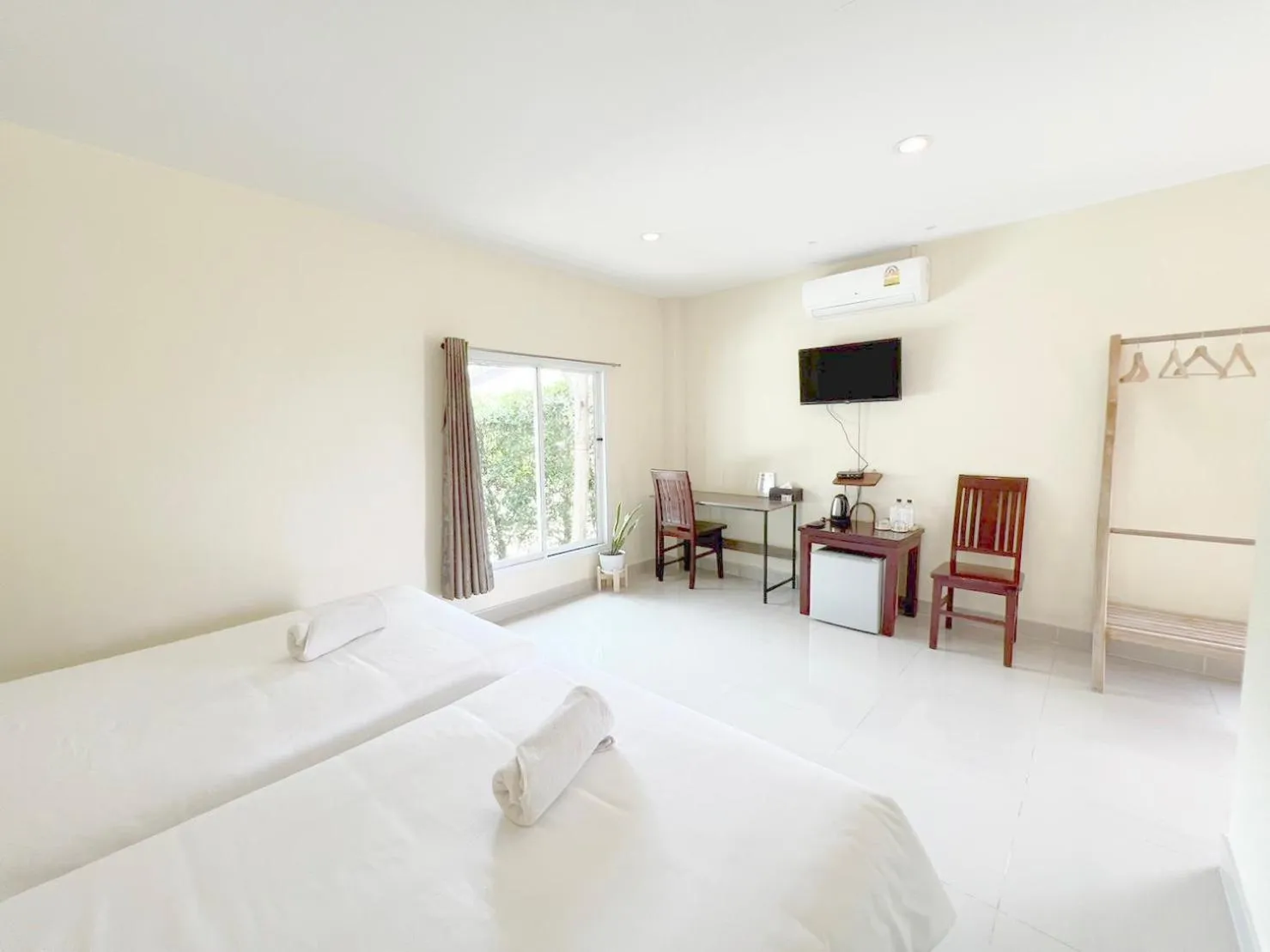 Bed in On Green Resort