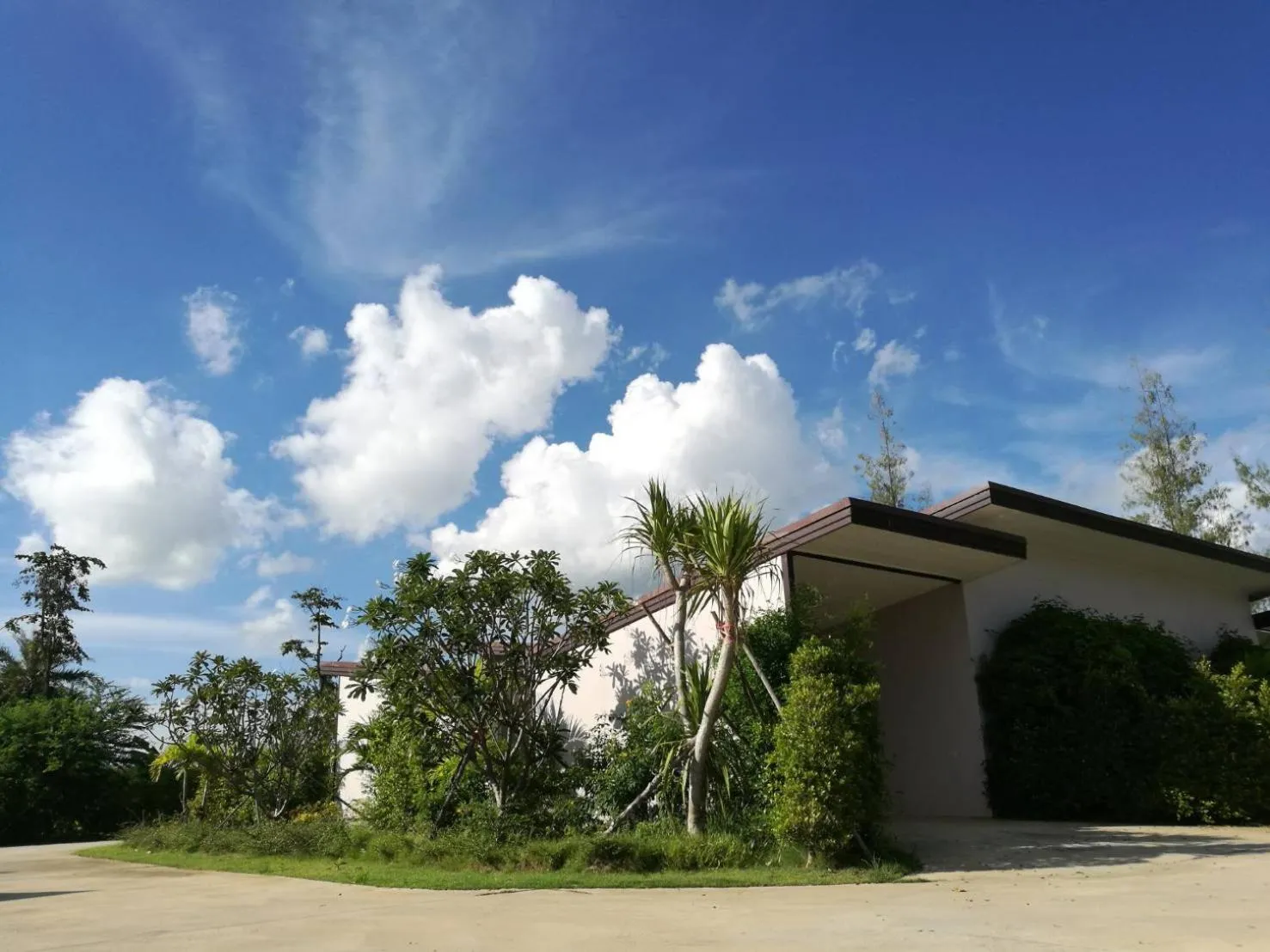 Day in On Green Resort