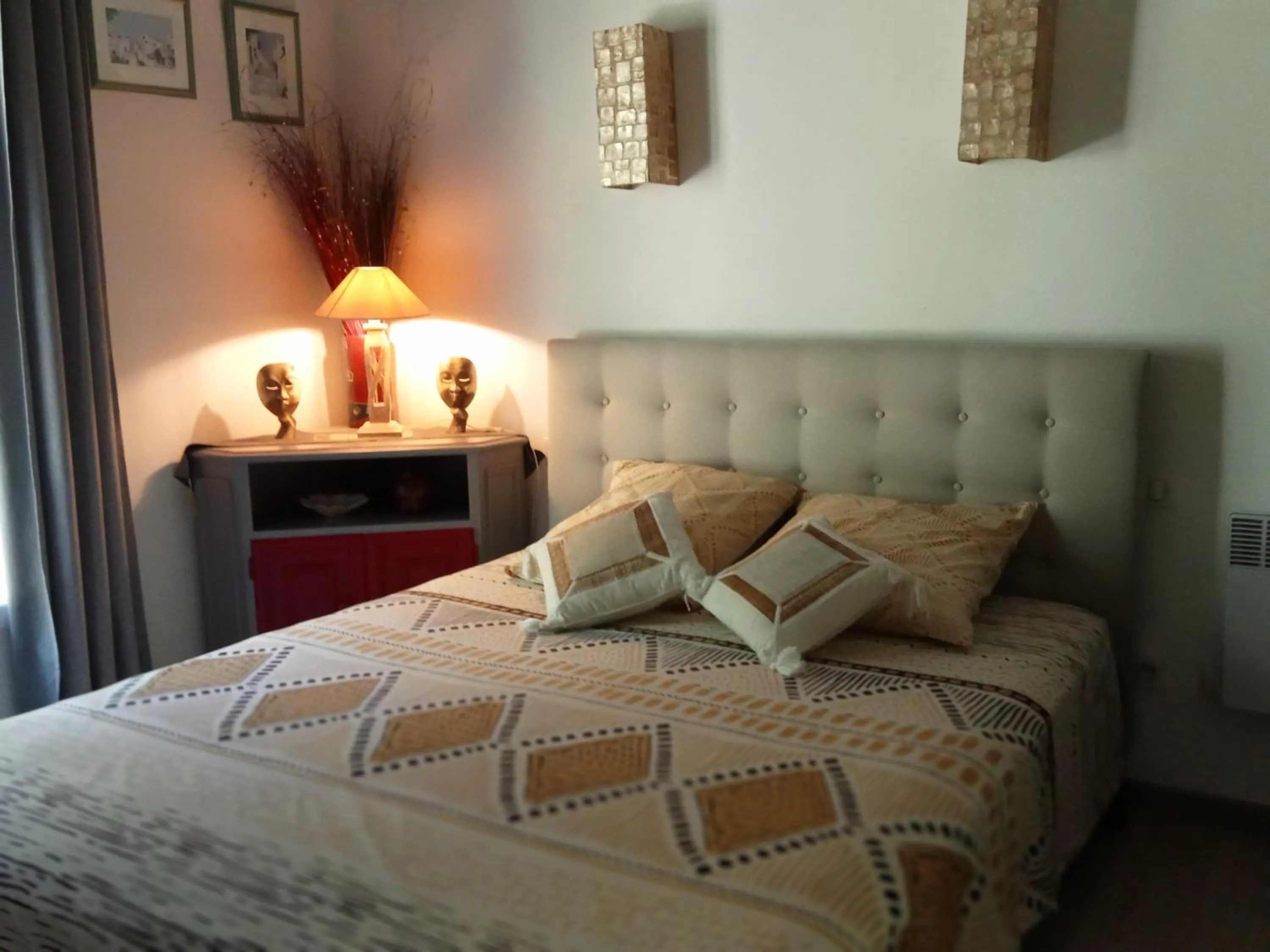 Photo of the whole room, Bed in Villa La Croisette