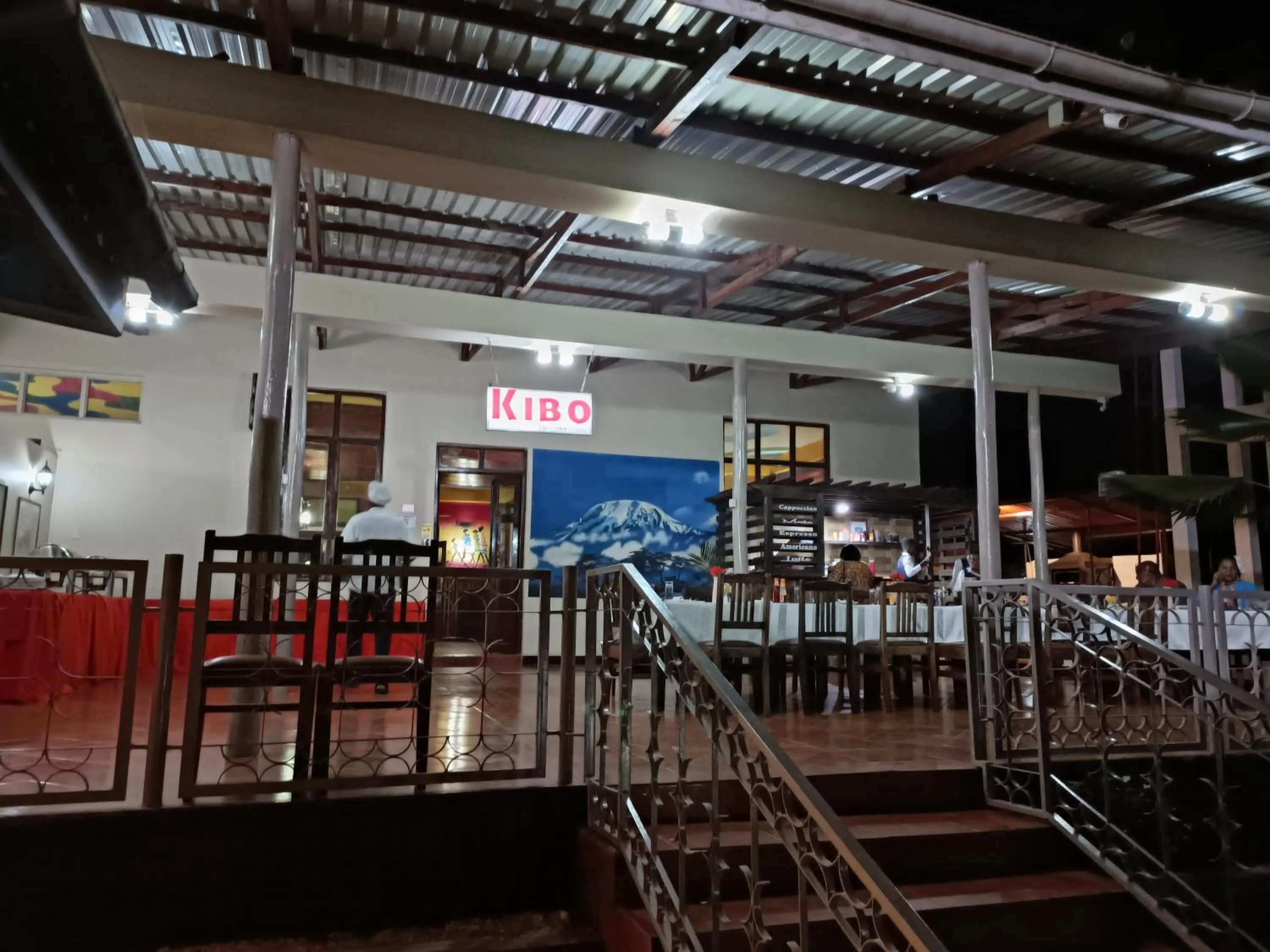 Restaurant/places to eat in Keys Hotel