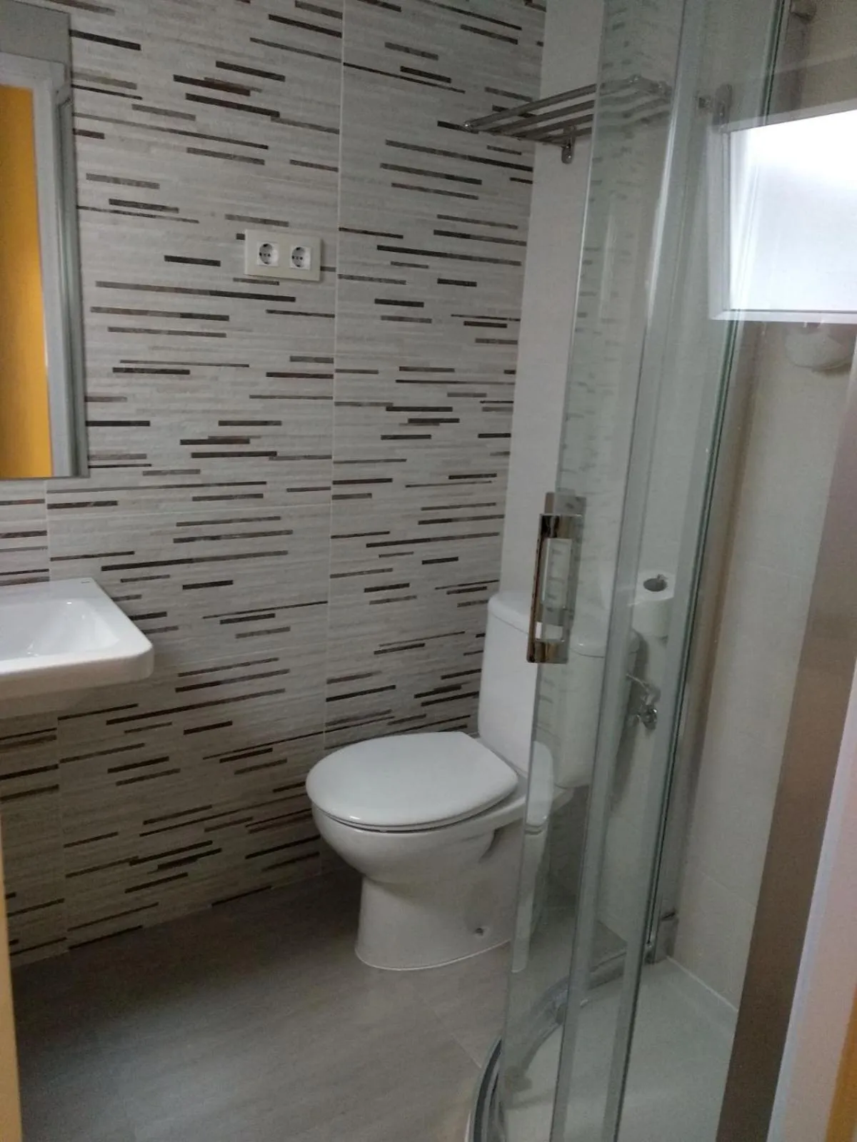 Bathroom in Hostal Buenavista