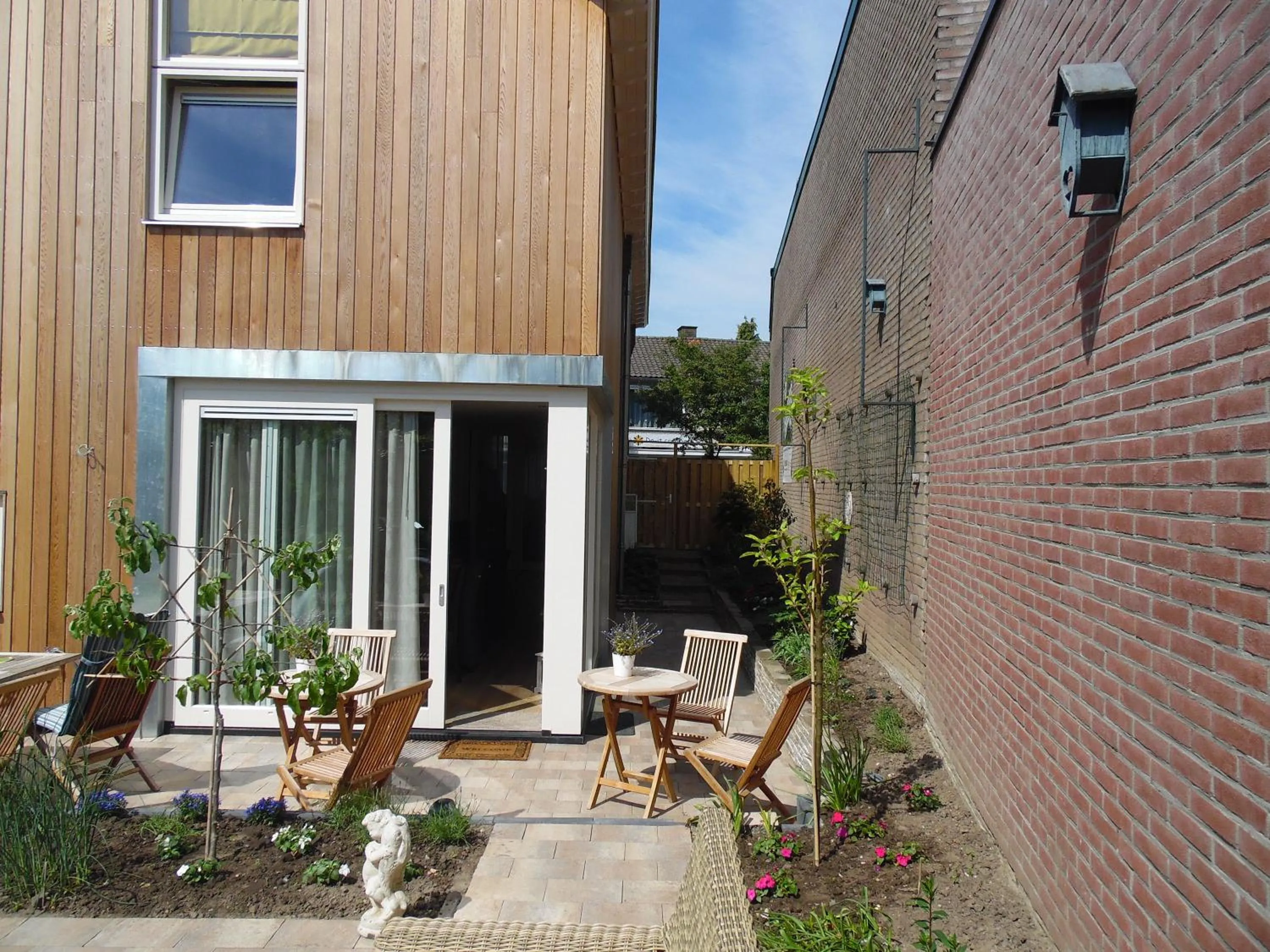 Garden in Cozy Bed and Breakfast