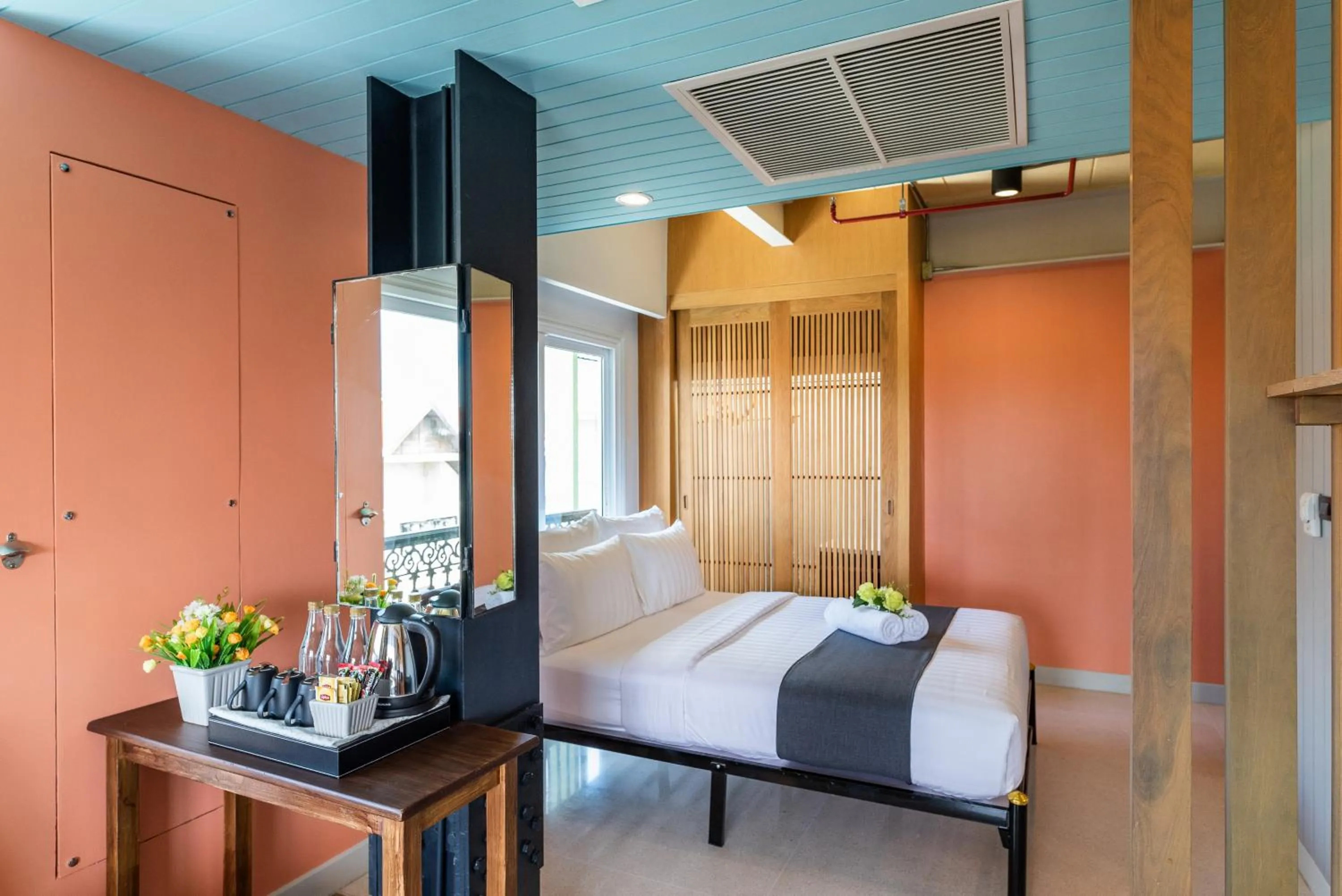 Bedroom, Bed in Dang Derm In The Park Khaosan