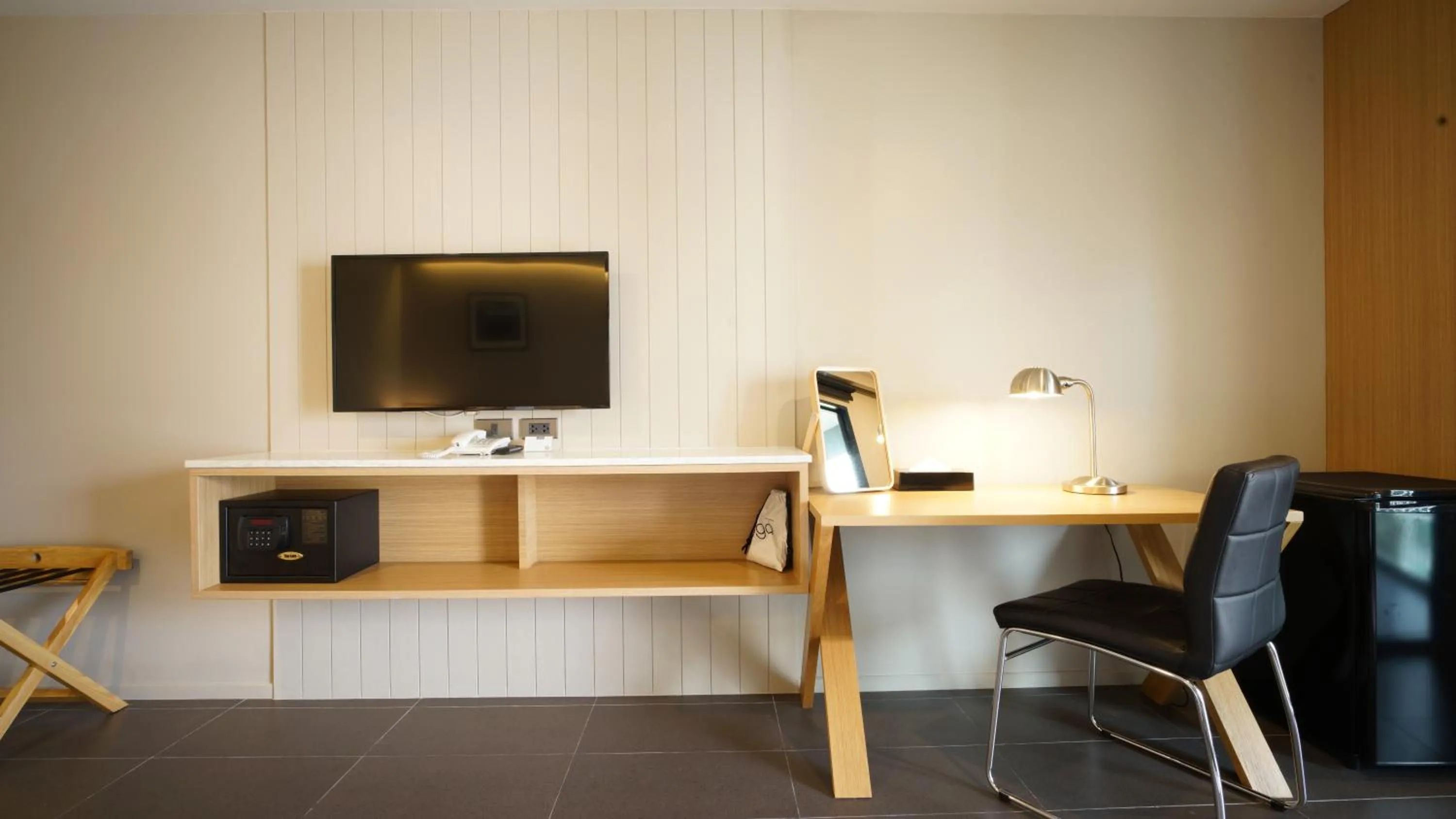 Communal lounge/ TV room in Naga Residence