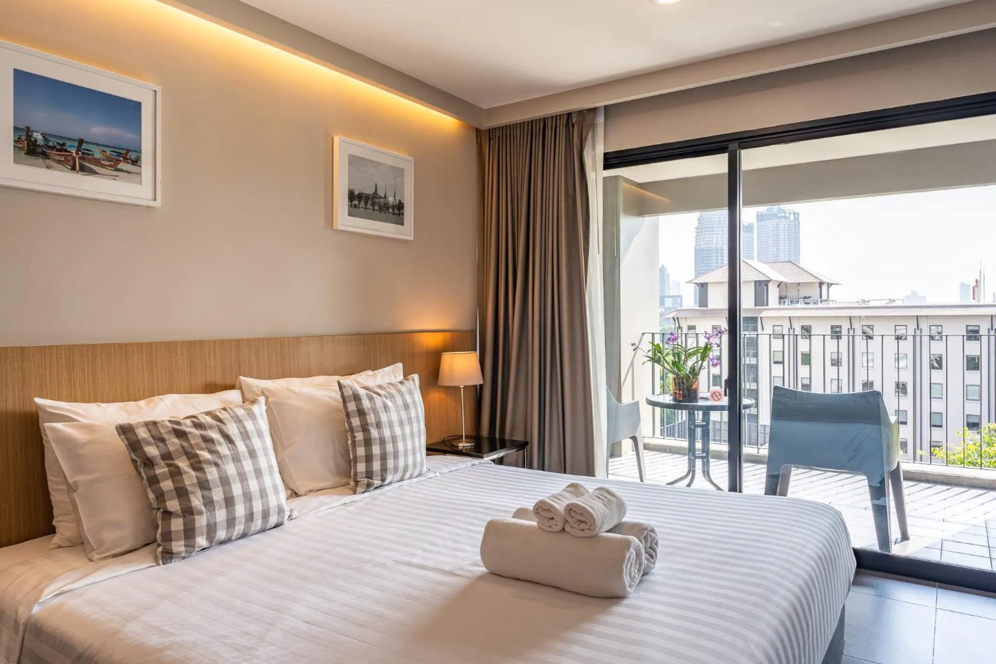 Nearby landmark, Bed in Naga Residence