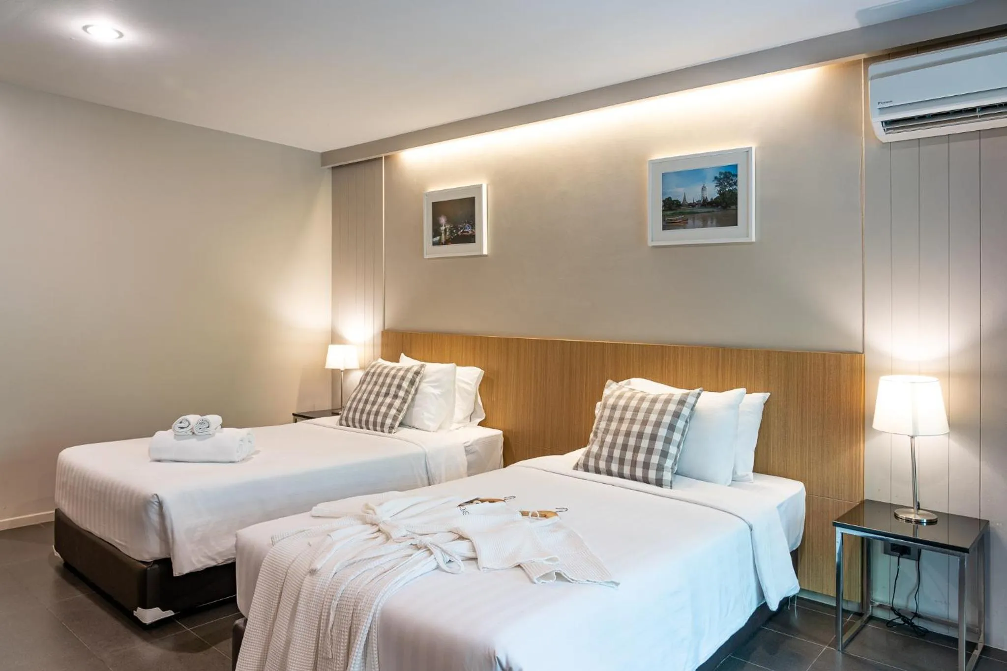 Bed in Naga Residence