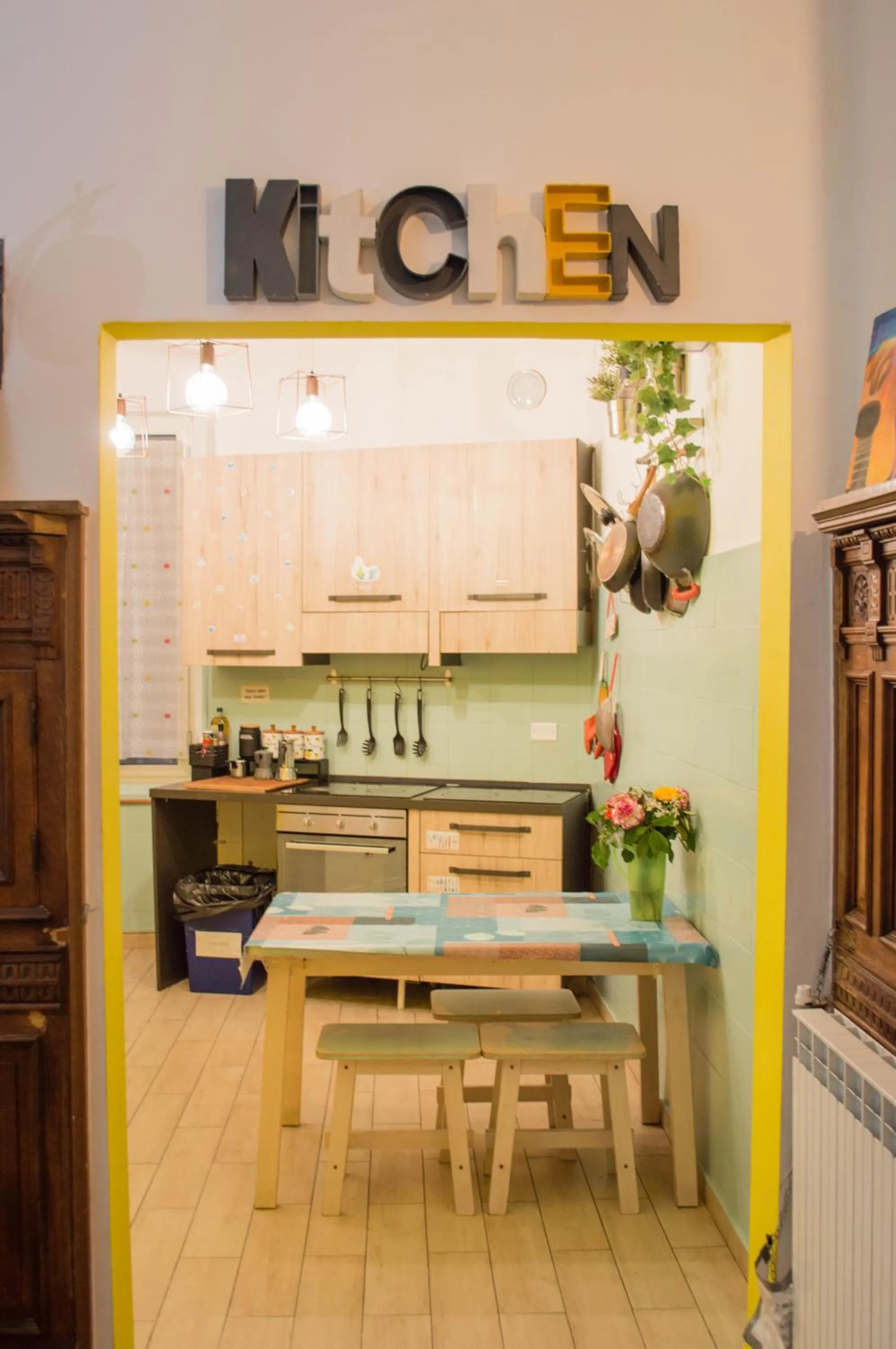 Victoria House Hostel
