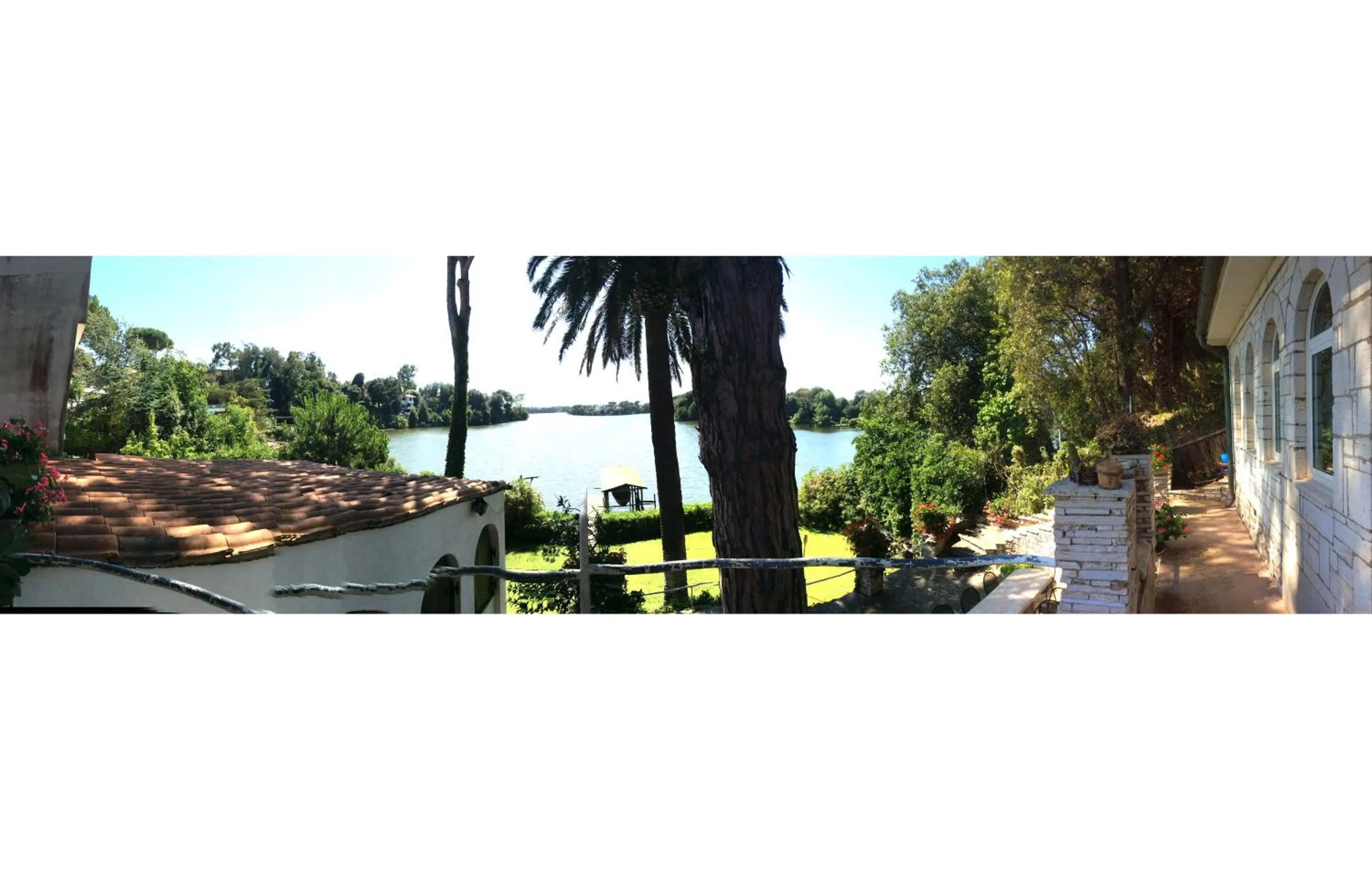 Garden view in Villa sull'Acqua