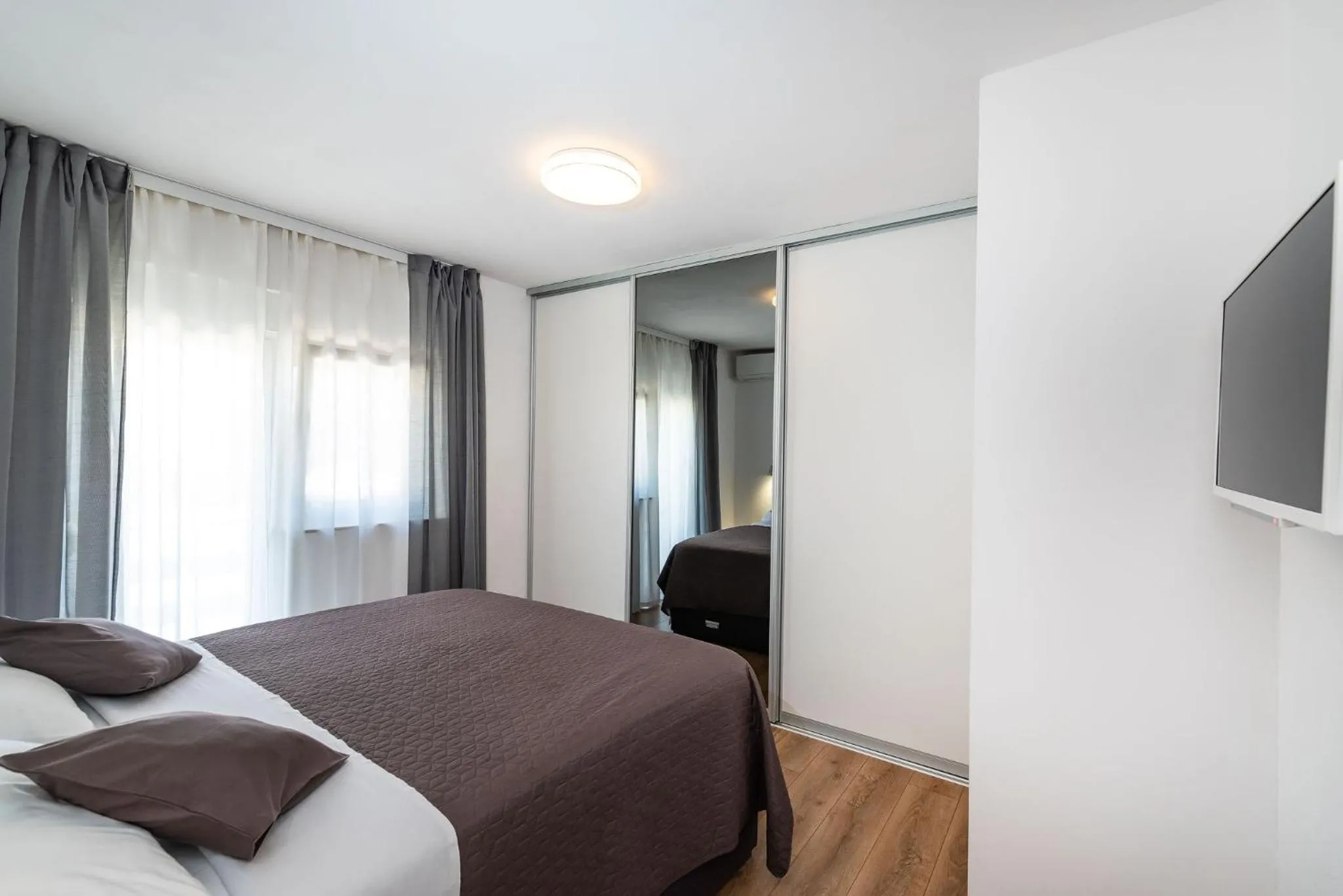Bed in Apartment Marul
