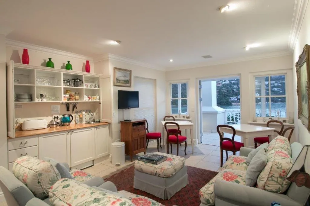 Isola Bella Guest House