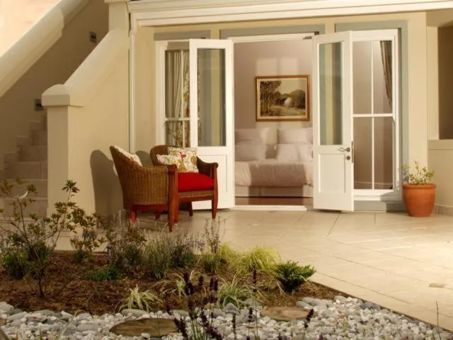 Isola Bella Guest House