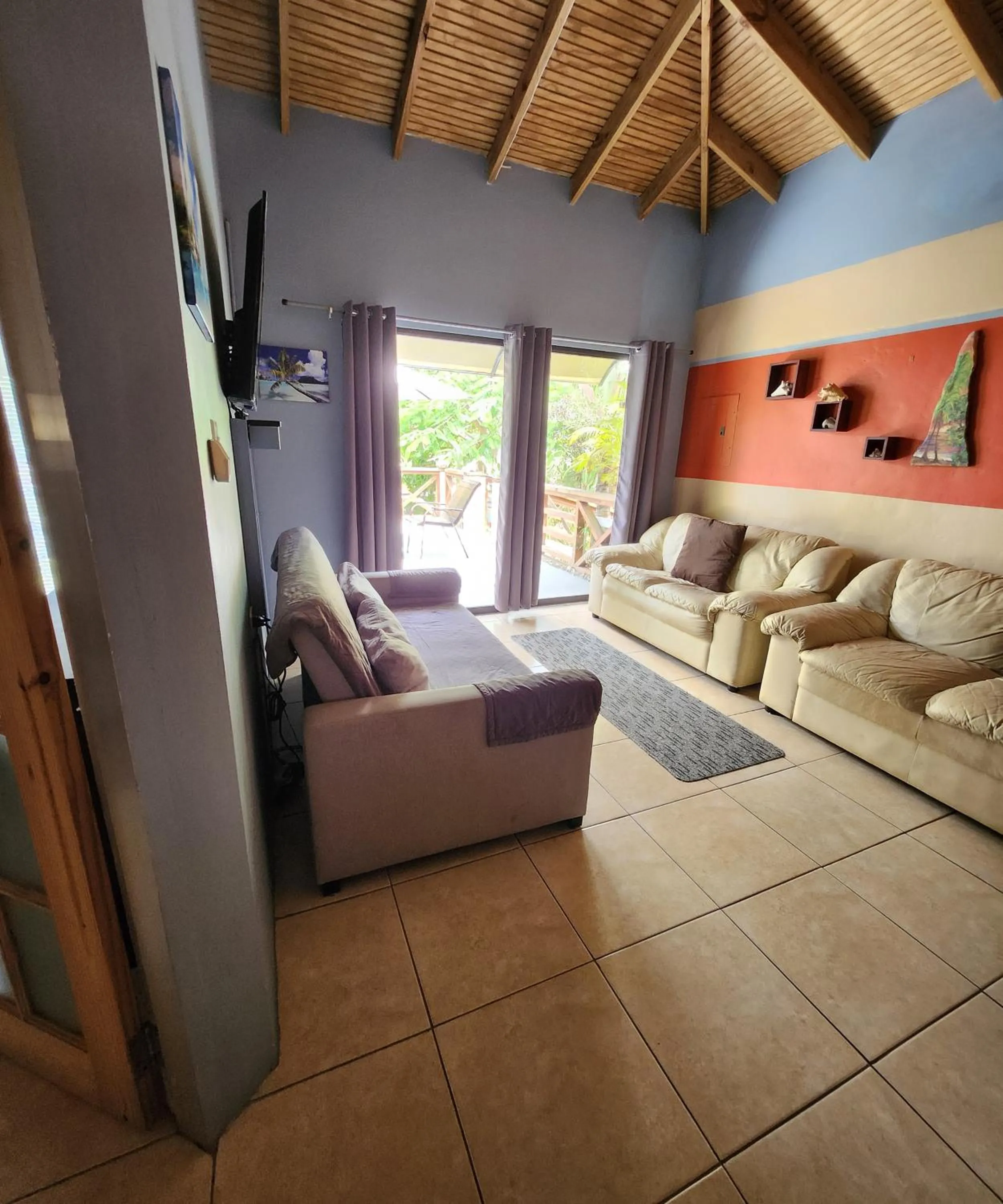 TV and multimedia in Carolina Point Resort