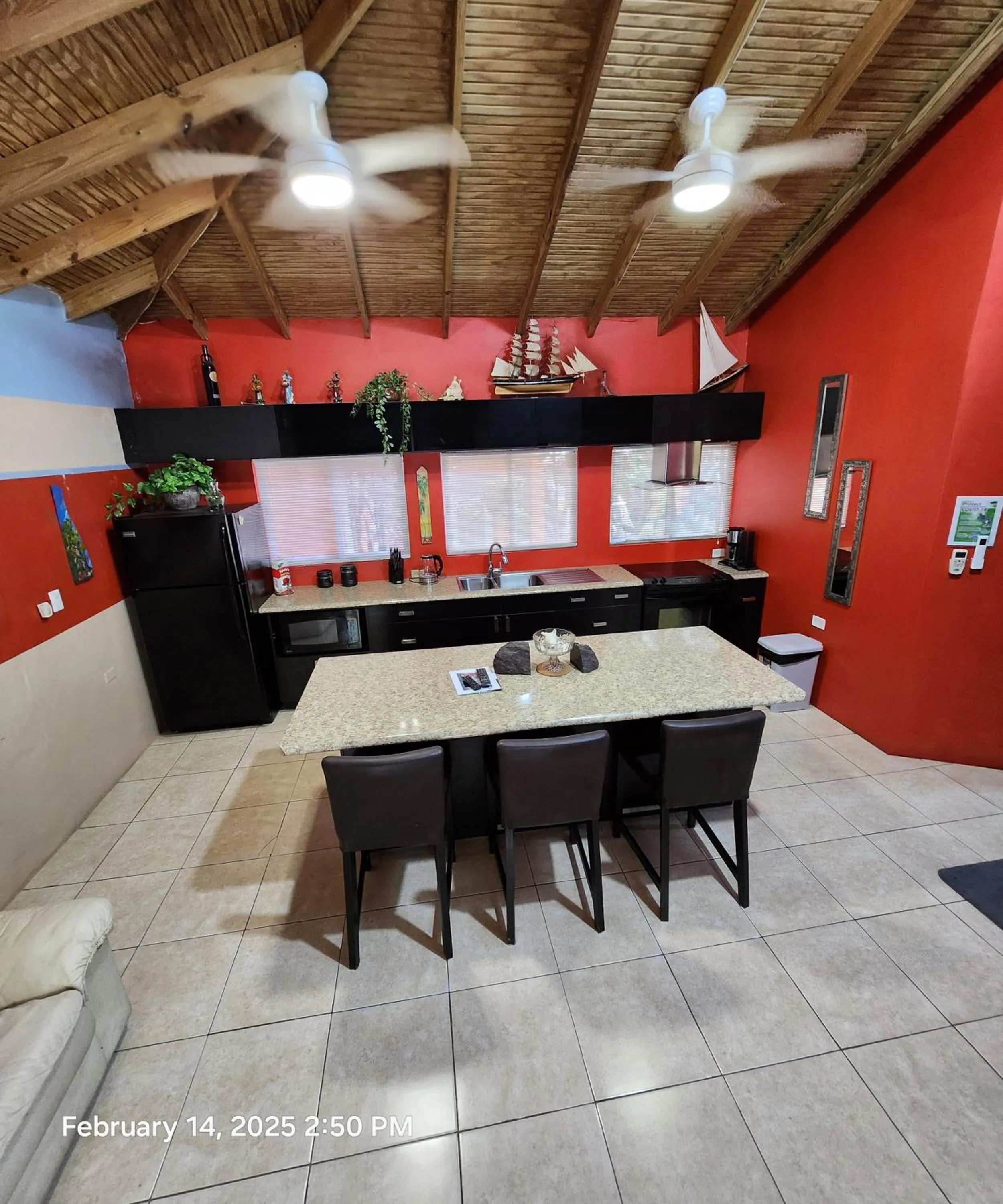 Kitchen or kitchenette in Carolina Point Resort