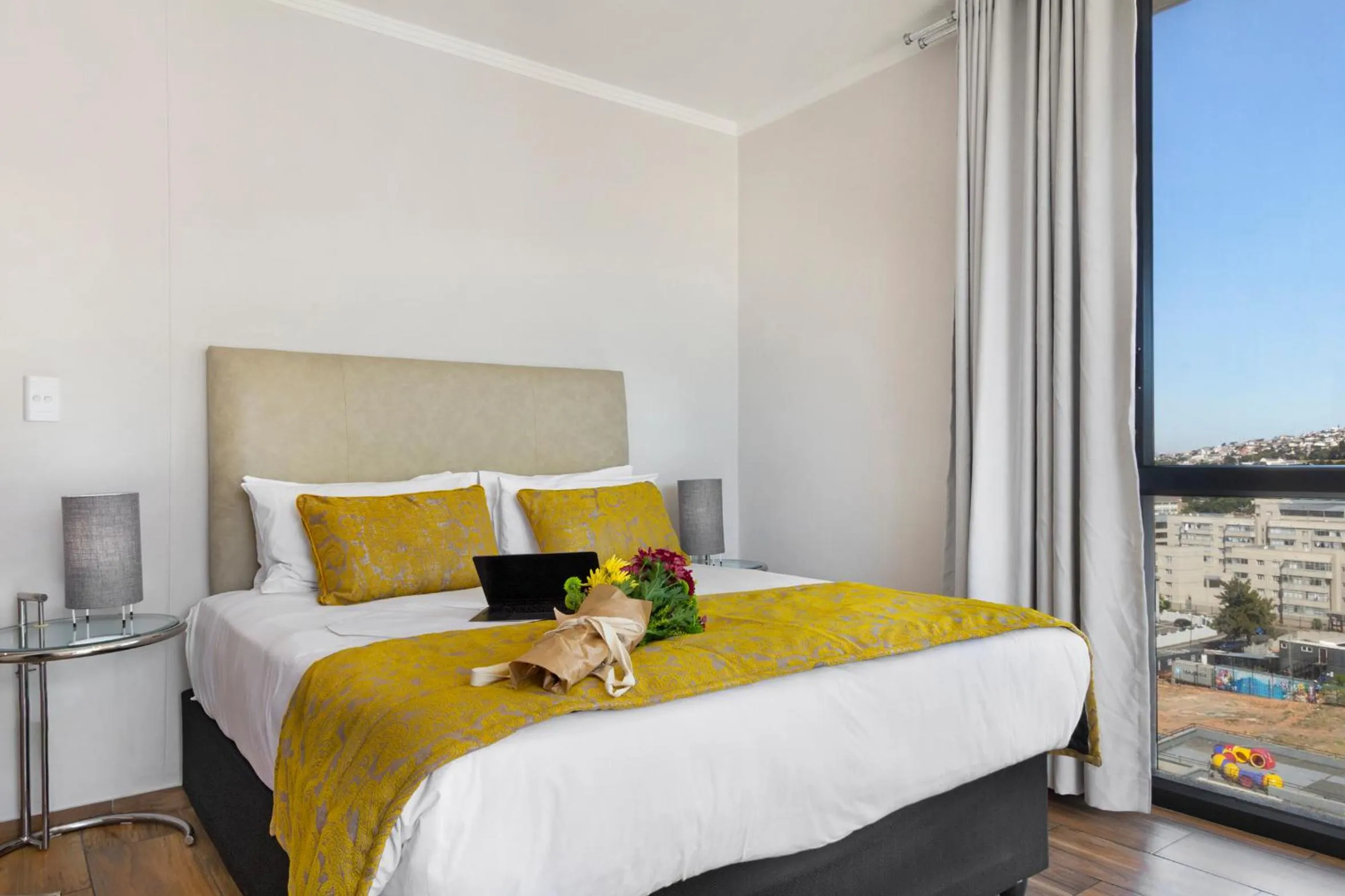 Bedroom, Bed in Urban Oasis At The Four Seasons