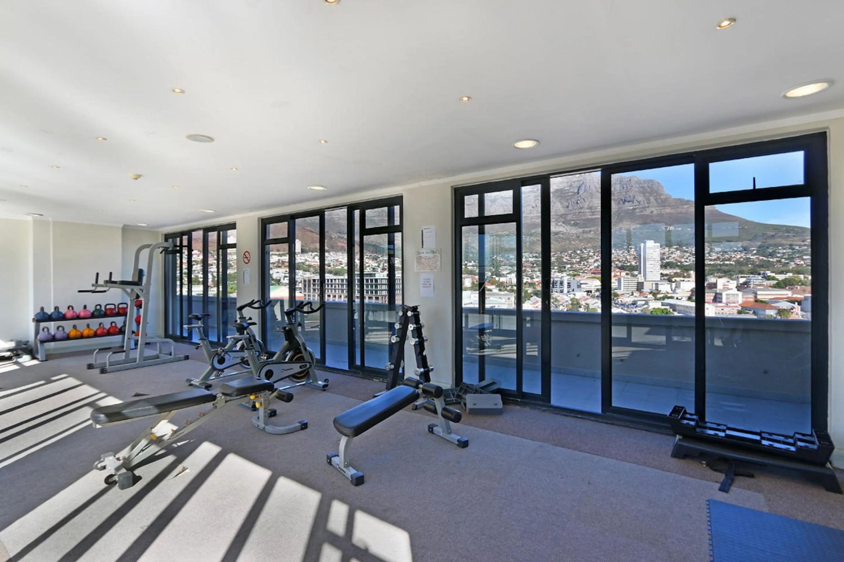 Property building in Urban Oasis At The Four Seasons