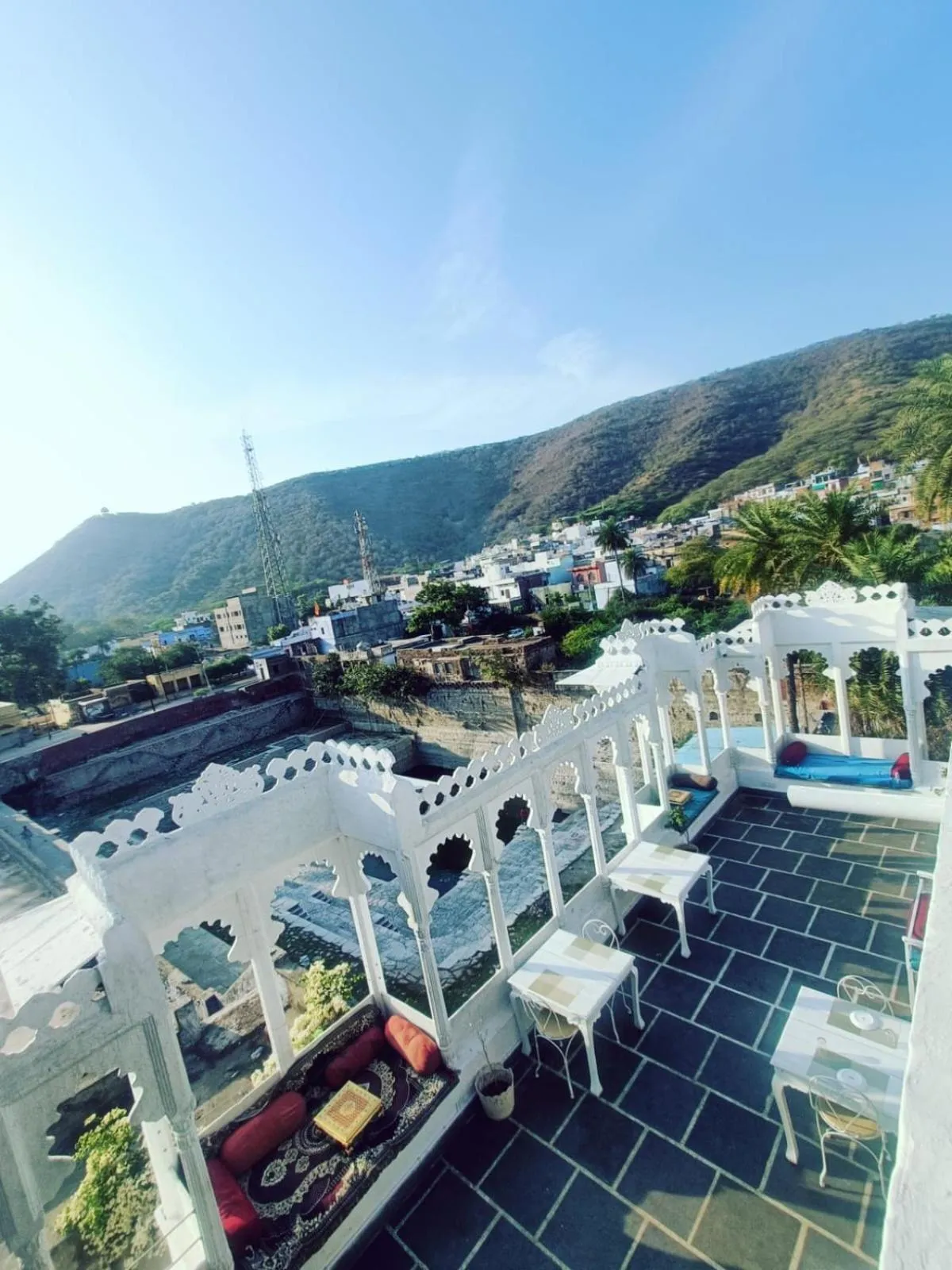 Natural landscape in Hotel Bundi House