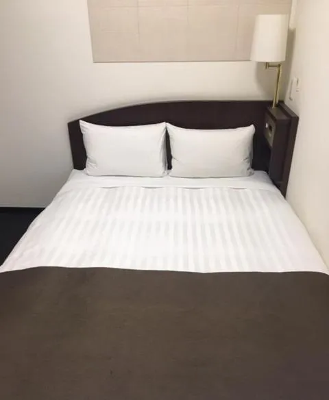 Bedroom, Bed in Urban Hotel Tokyo Fuchu Nishiguchi