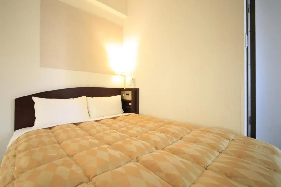 Bedroom, Bed in Urban Hotel Tokyo Fuchu Nishiguchi