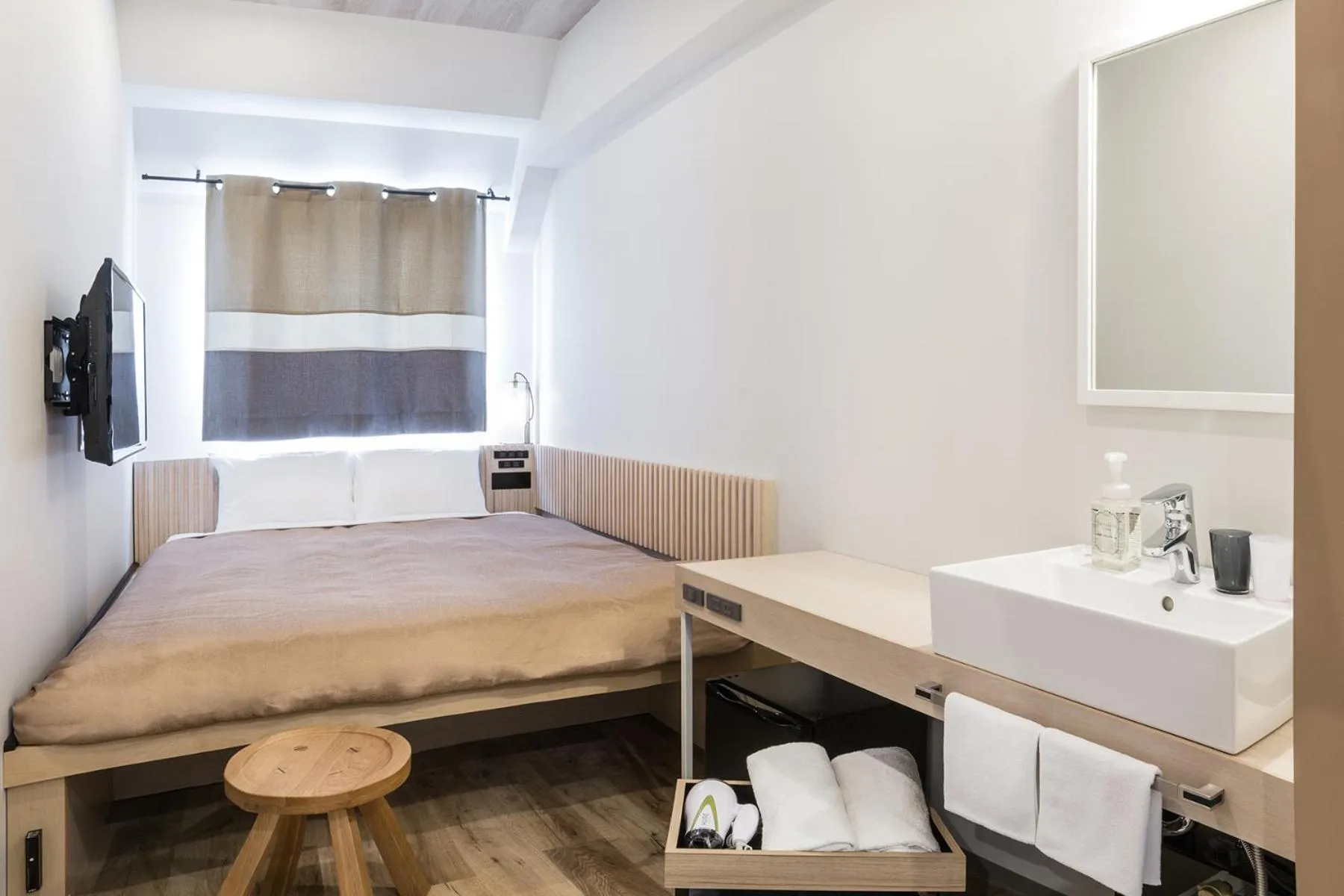 Bed in Sakura Terrace The Atelier