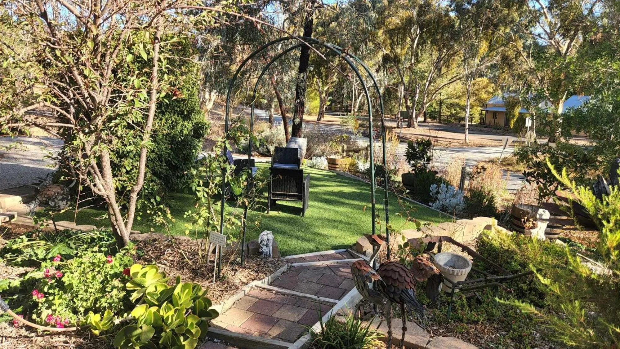 Garden in Riesling Trail & Clare Valley Cottages