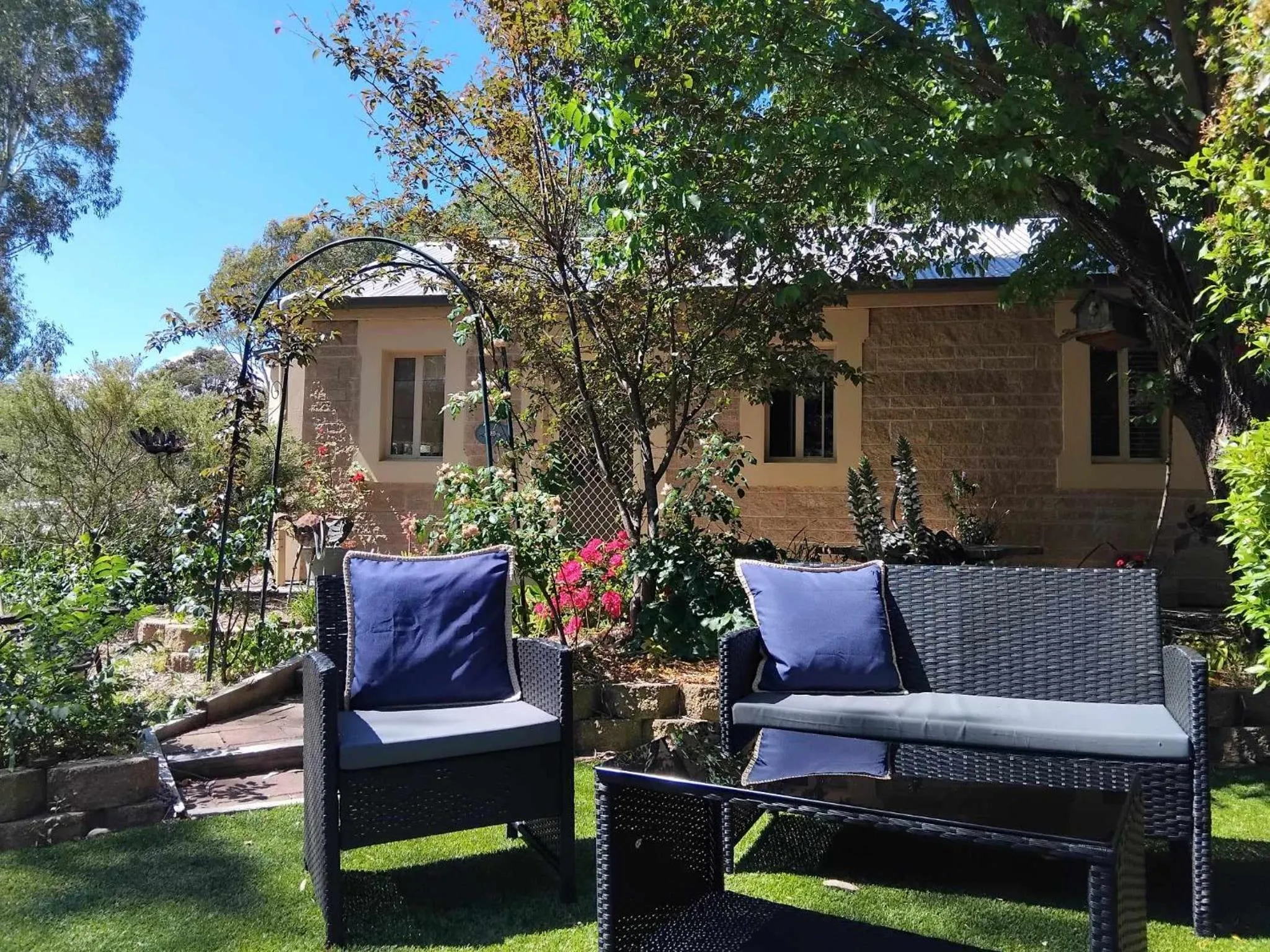 Garden in Riesling Trail & Clare Valley Cottages