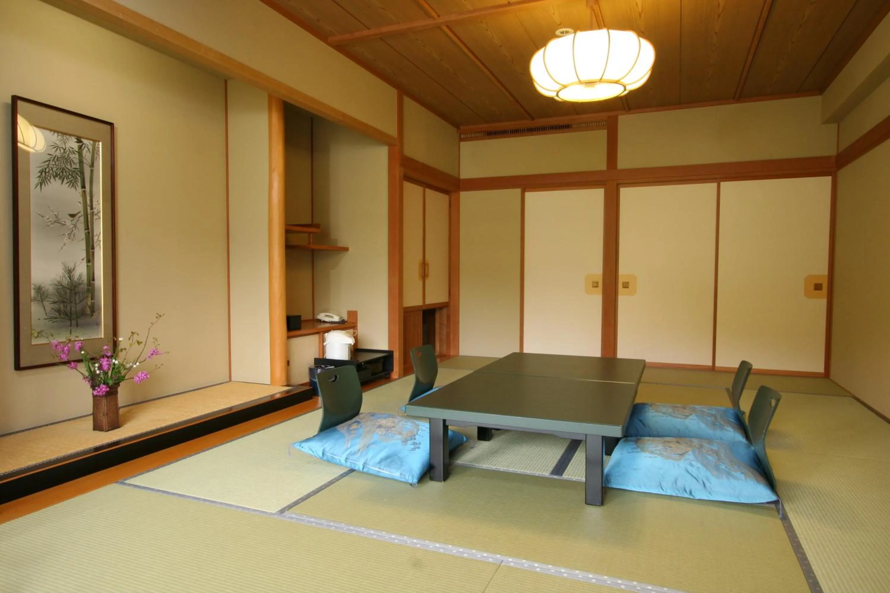 Photo of the whole room in Tateyama Prince Hotel