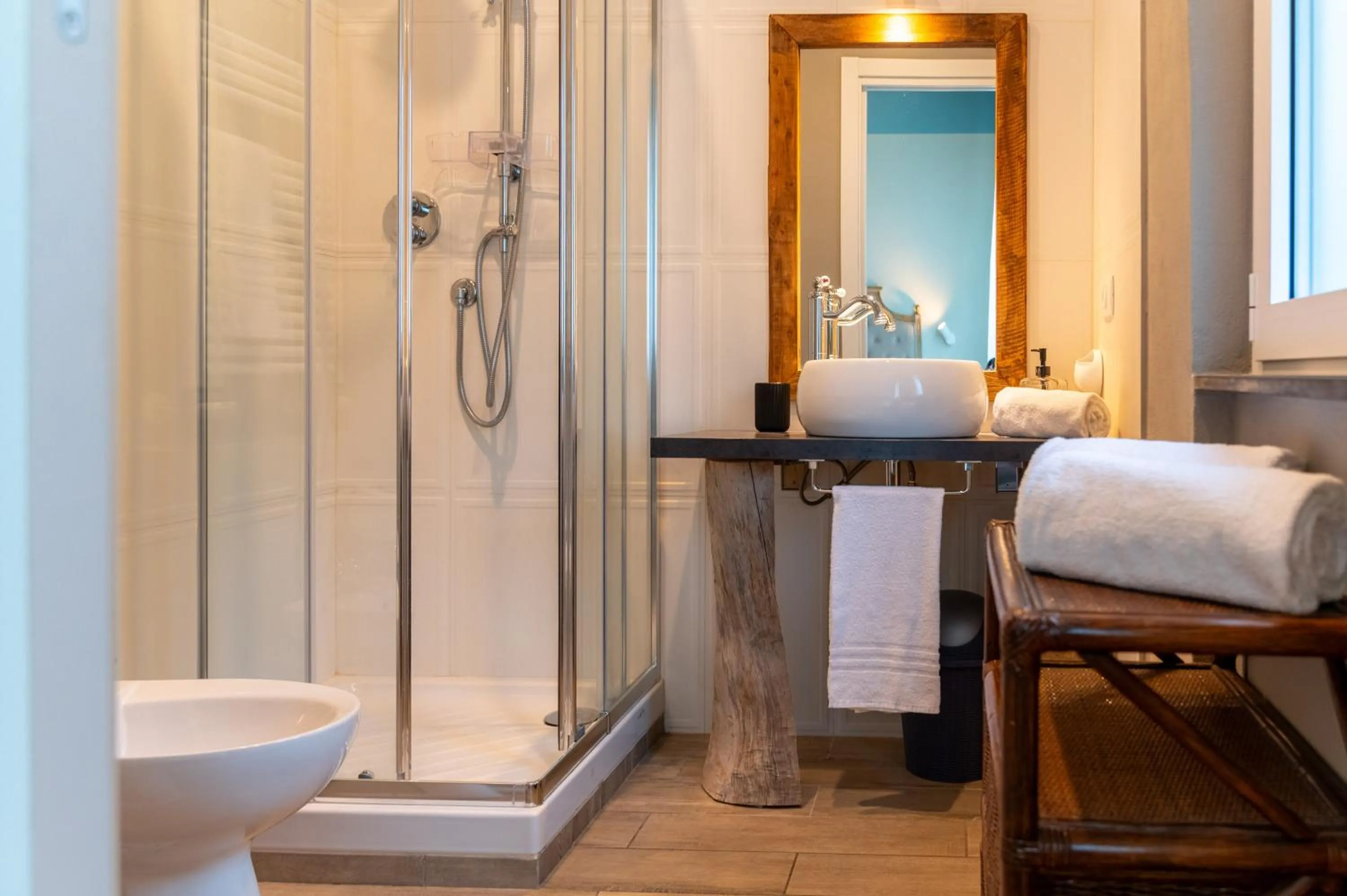 Bathroom in Gian Paul Hotel