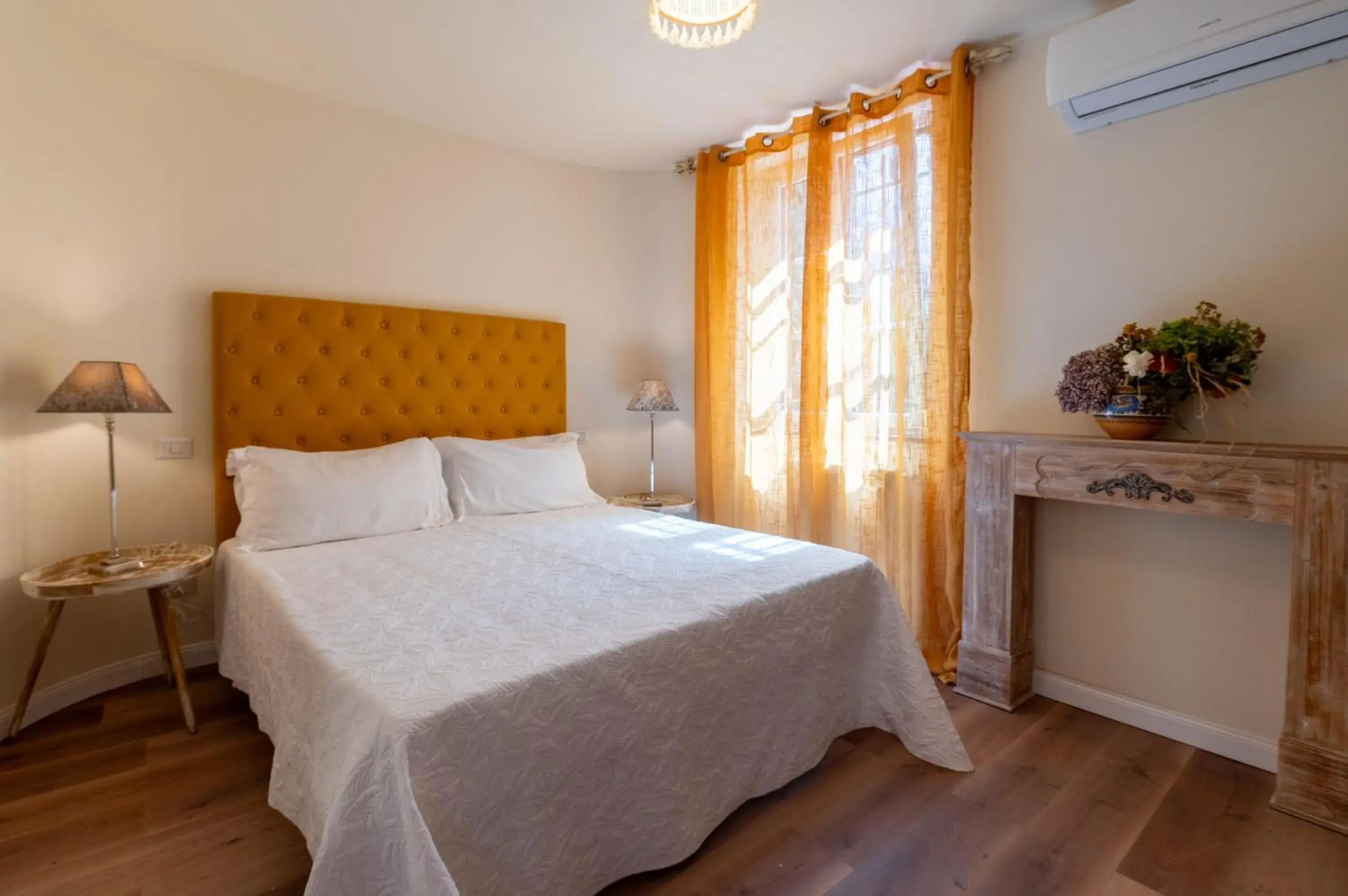 Large Double Room in Gian Paul Hotel Large Double Room in Gian Paul Hotel